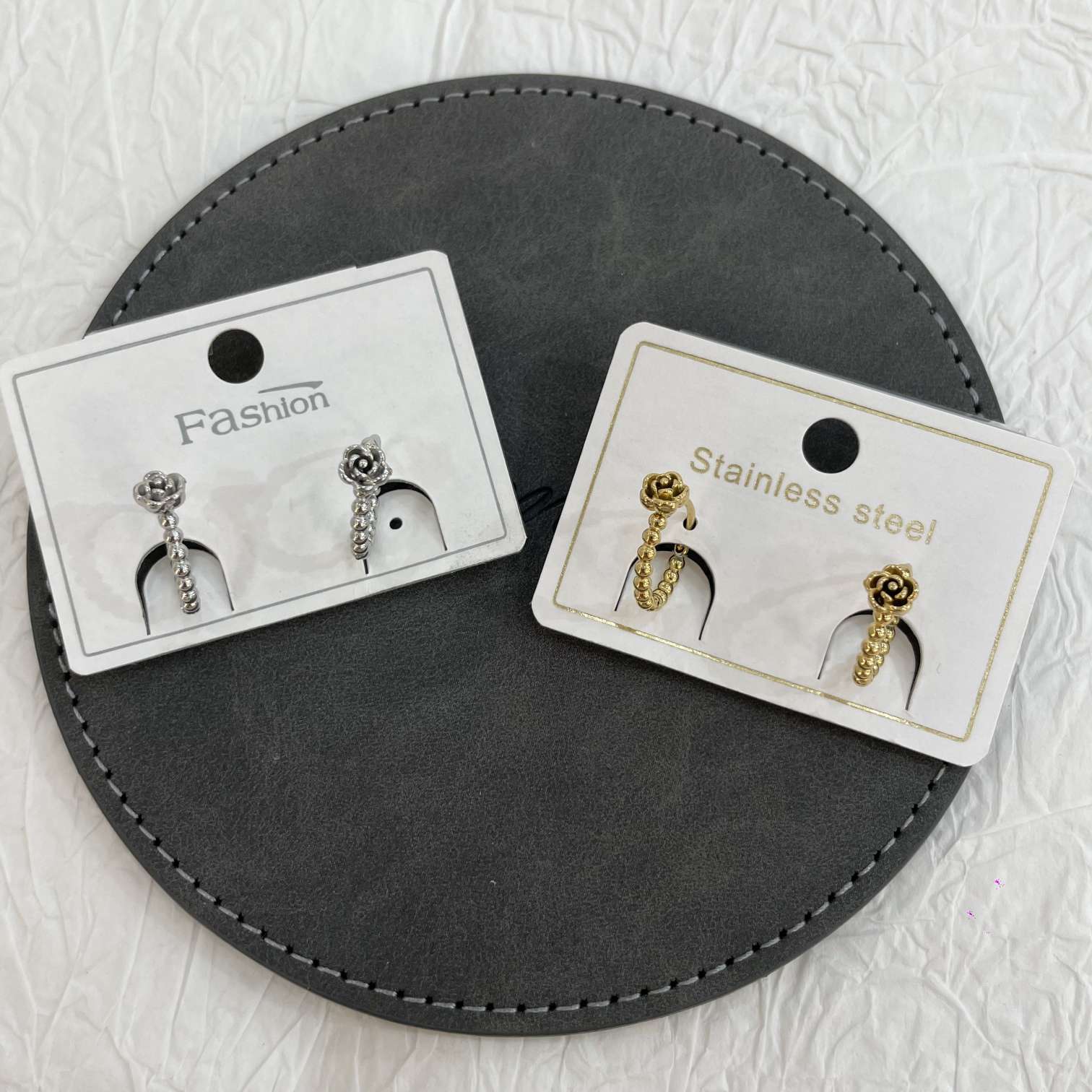 钛钢耳扣 不易掉色 玫瑰花款 男女同款可戴 耳扣