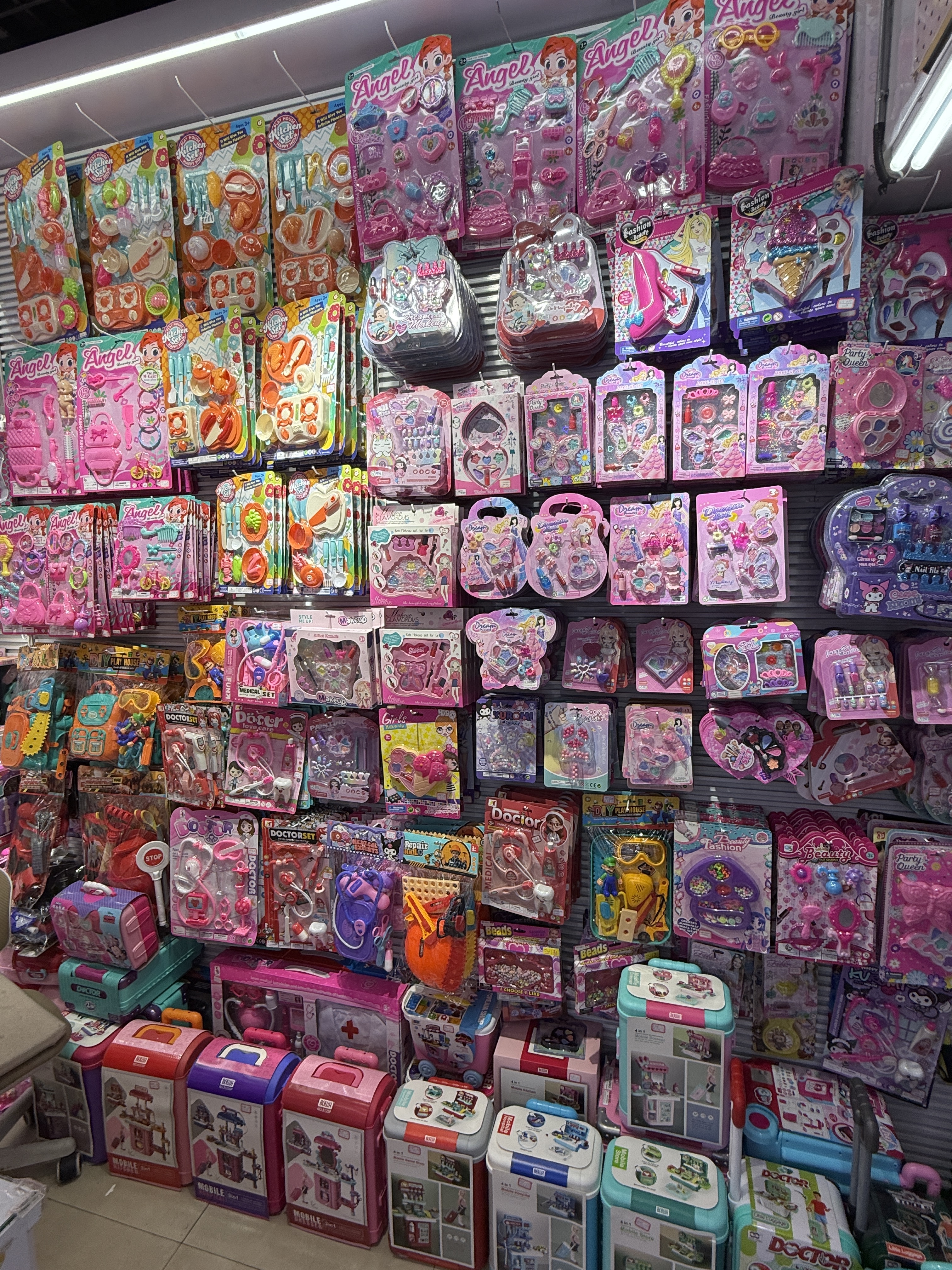 Guangdong Feiqi Toy Factory describe pic - 5