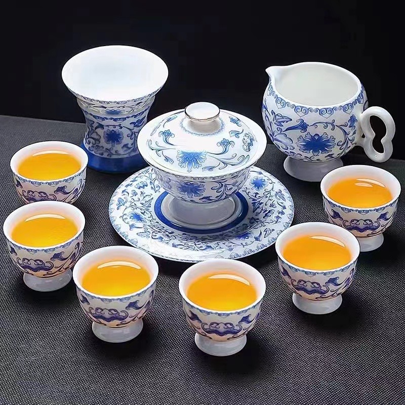 Kunkun Ceramic High-end Tea Set, blue and white porcelain lotus, white porcelain covered bowl, teapot, Kung Fu Tea Set, home and office tea brewing complete set of tea sets details Picture