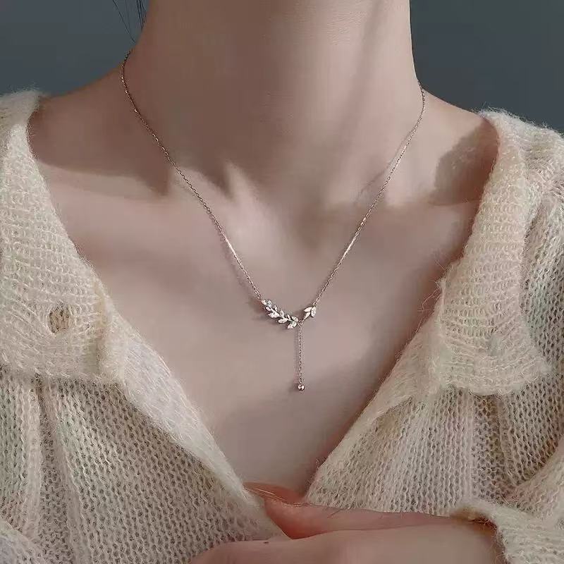 穗穗平安流苏麦穗项链女轻奢时尚小众设计感锁骨链2025年爆款礼物白底实物图