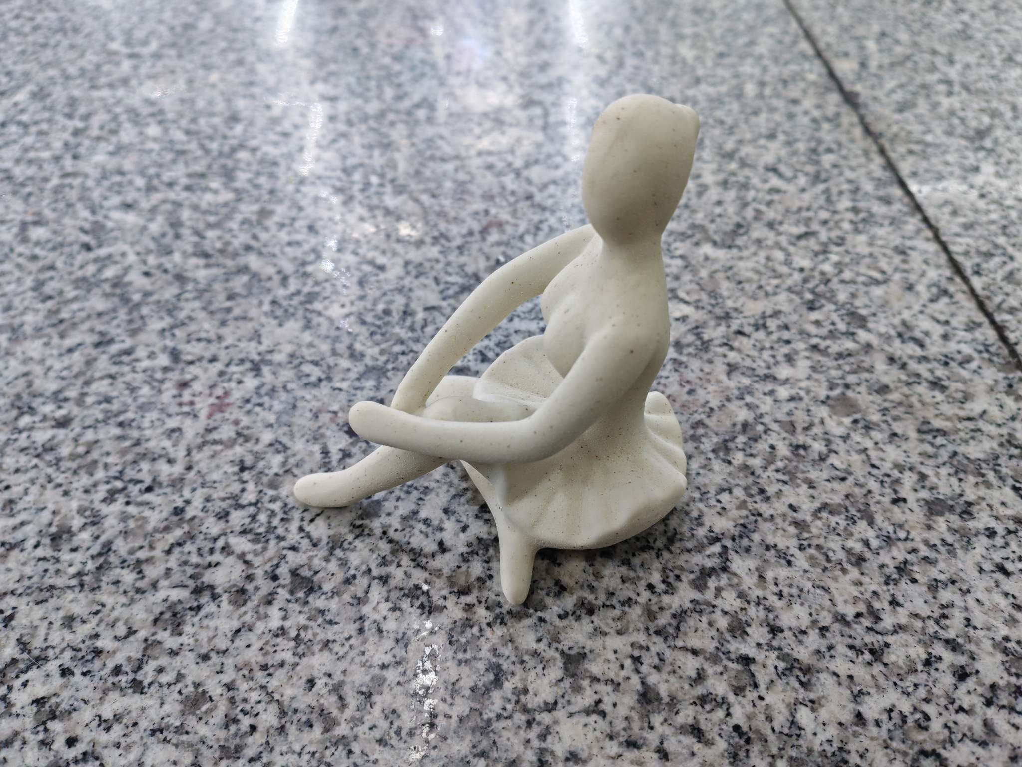 Ceramic ornaments, ballet girl home handicrafts, home decorations, living room, bedroom, shop home decorations details Picture