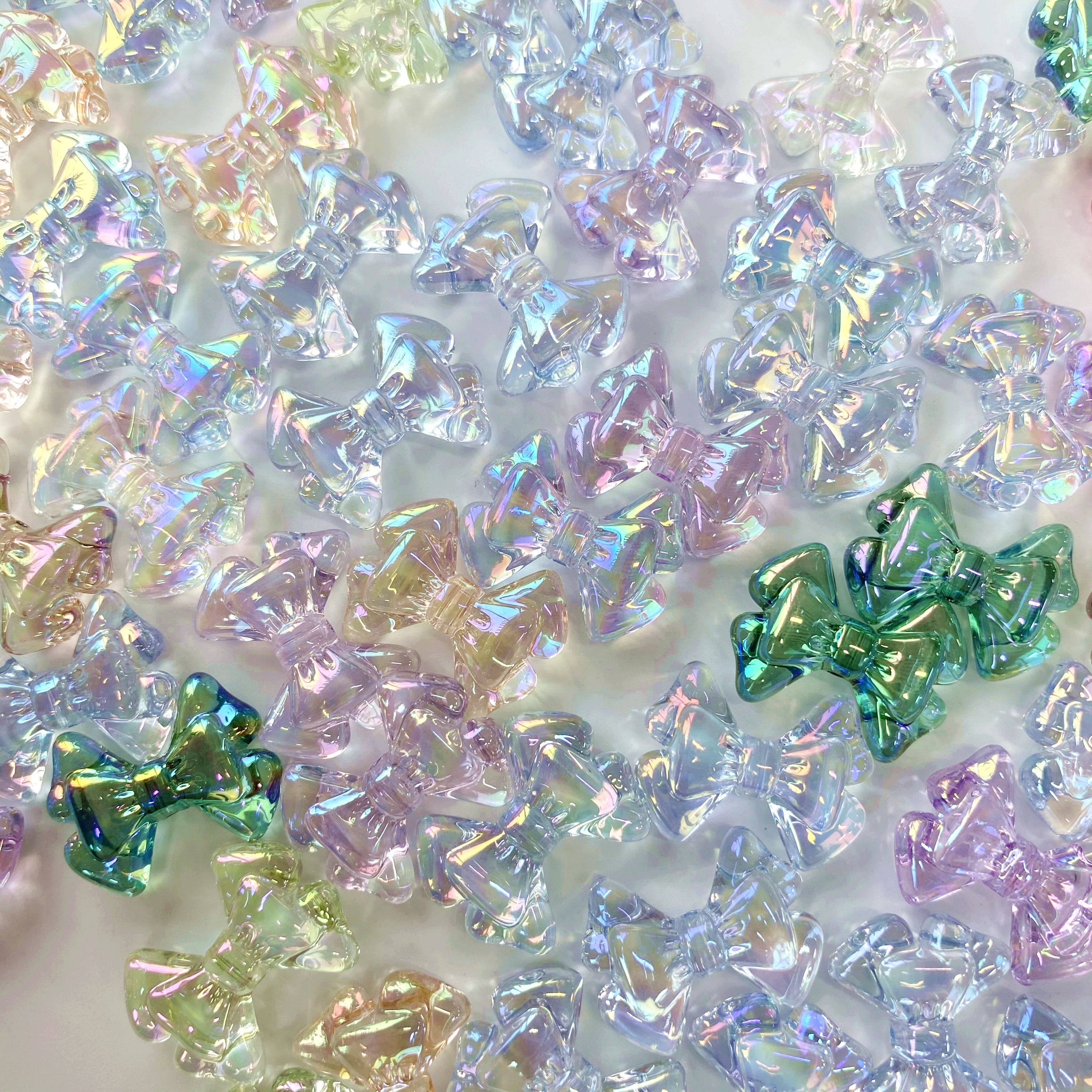 diy acrylic uv transparent bow tie./ Materials for making bracelet pendants, keychains, mobile phone pendants, accessories and ornaments details Picture