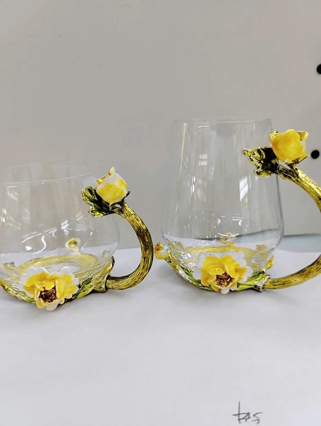 Flower tea cups, glass cups, enamel cups, factory direct sales, exquisite glass cups, Mother's Day gifts, enamel colored cups, crystal cups, tea cups, rose cups, glass cups detail image 3