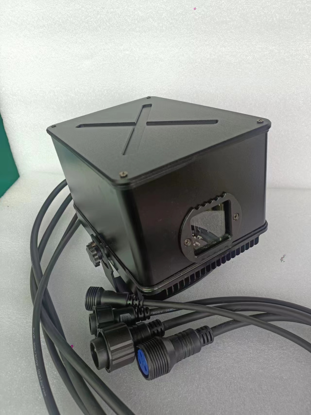 舞台灯/单孔全彩激光灯染色/火焰灯/婚庆/灯串铜线灯USB白底实物图