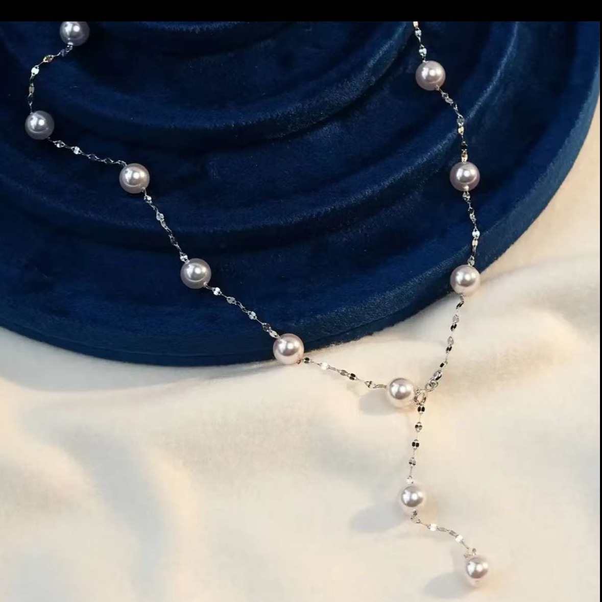 2025新款满天星小珍珠气质爆闪项链轻奢小众设计锁骨链配饰