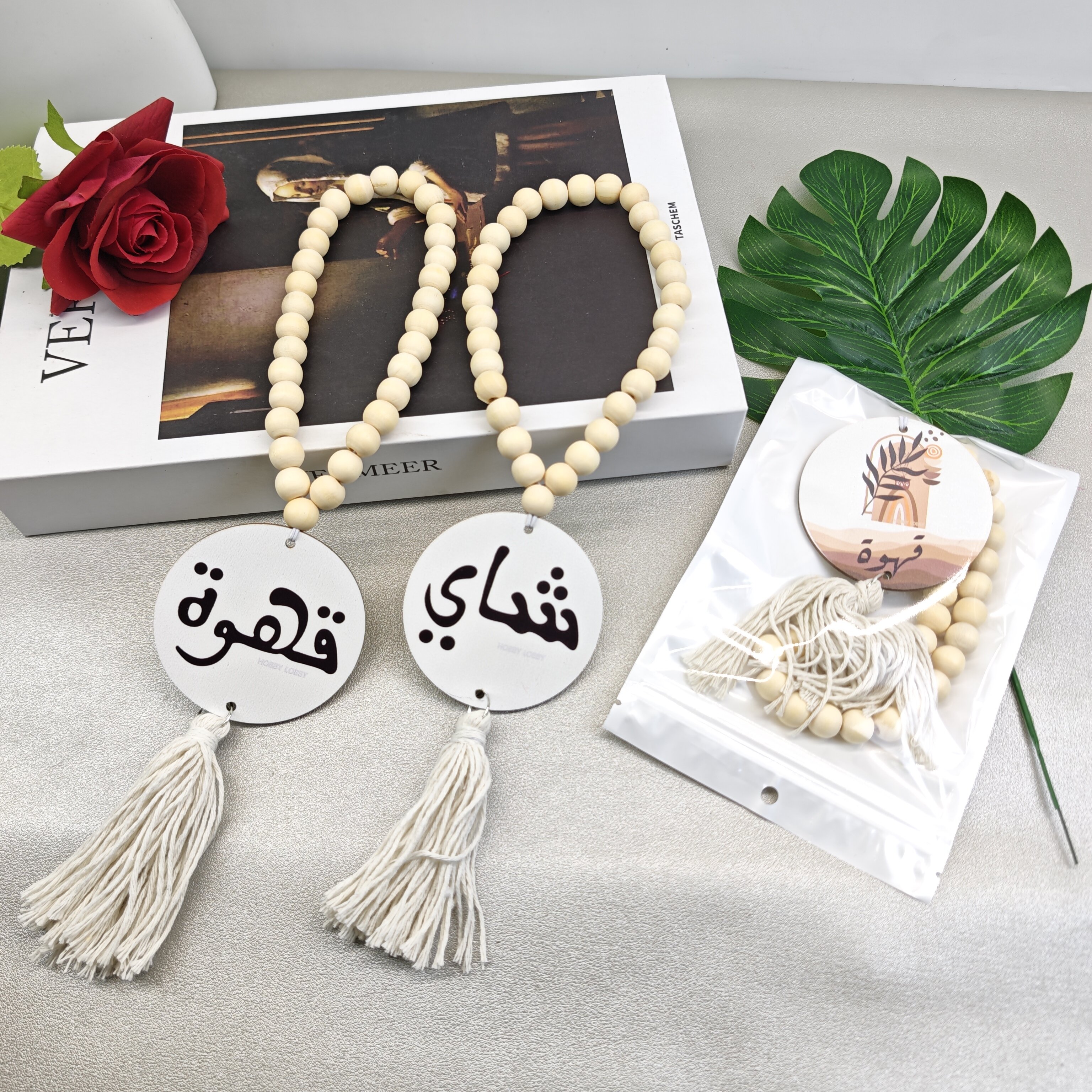 葫芦/木质品工艺品/木制工艺品/沉香手串/相框灯带产品图