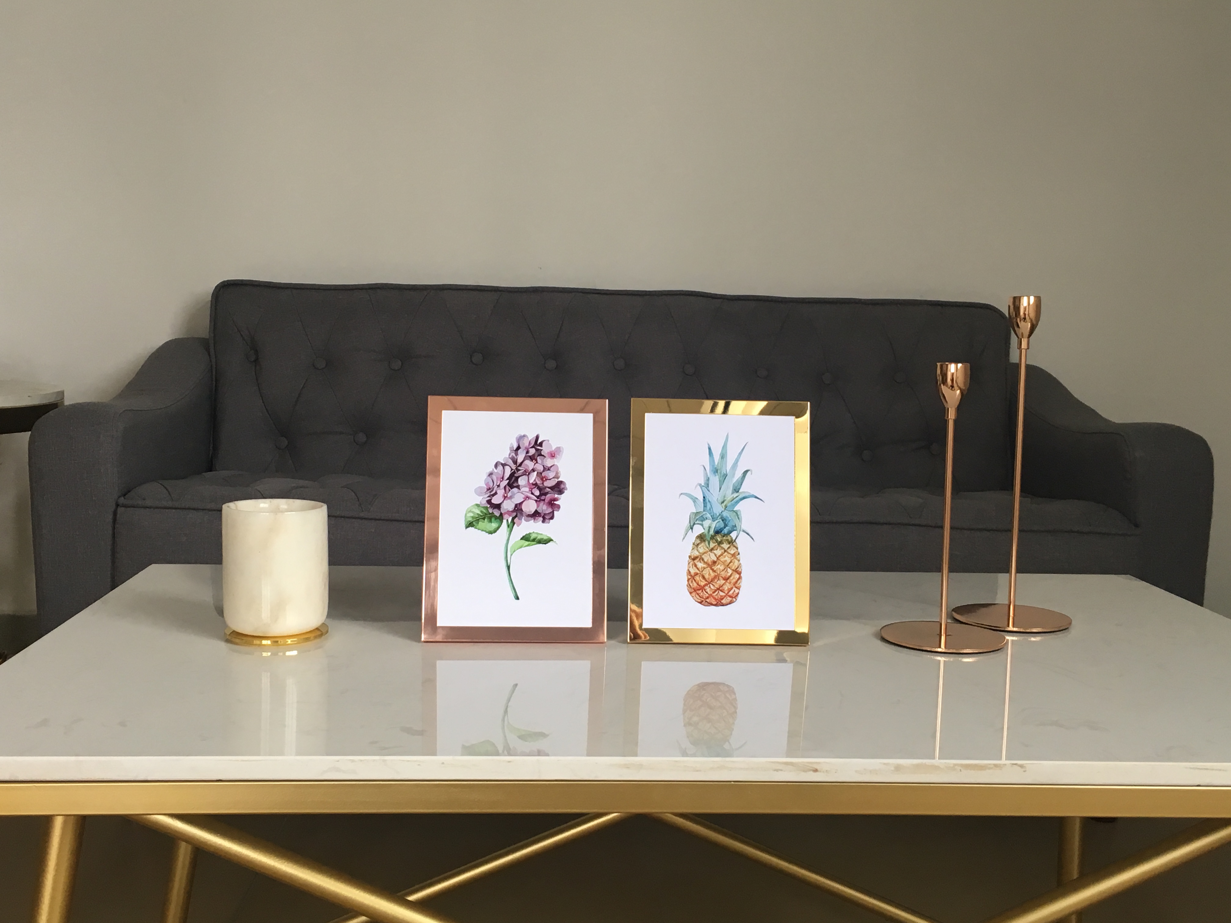 Yiwu Dawei DW-12501 modern, simple, exquisite and classic metal photo frame Specification image