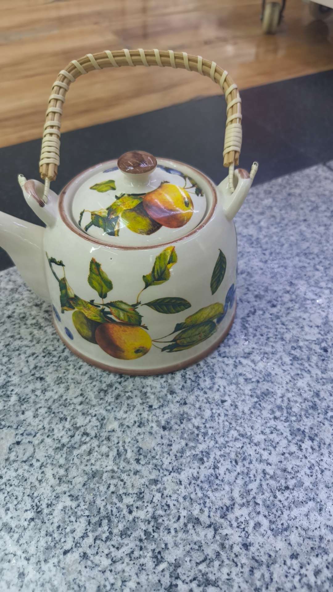 日用百货陶瓷餐具套装吃饭盘碗碟组合家用餐具简约实用餐盘套装产品图