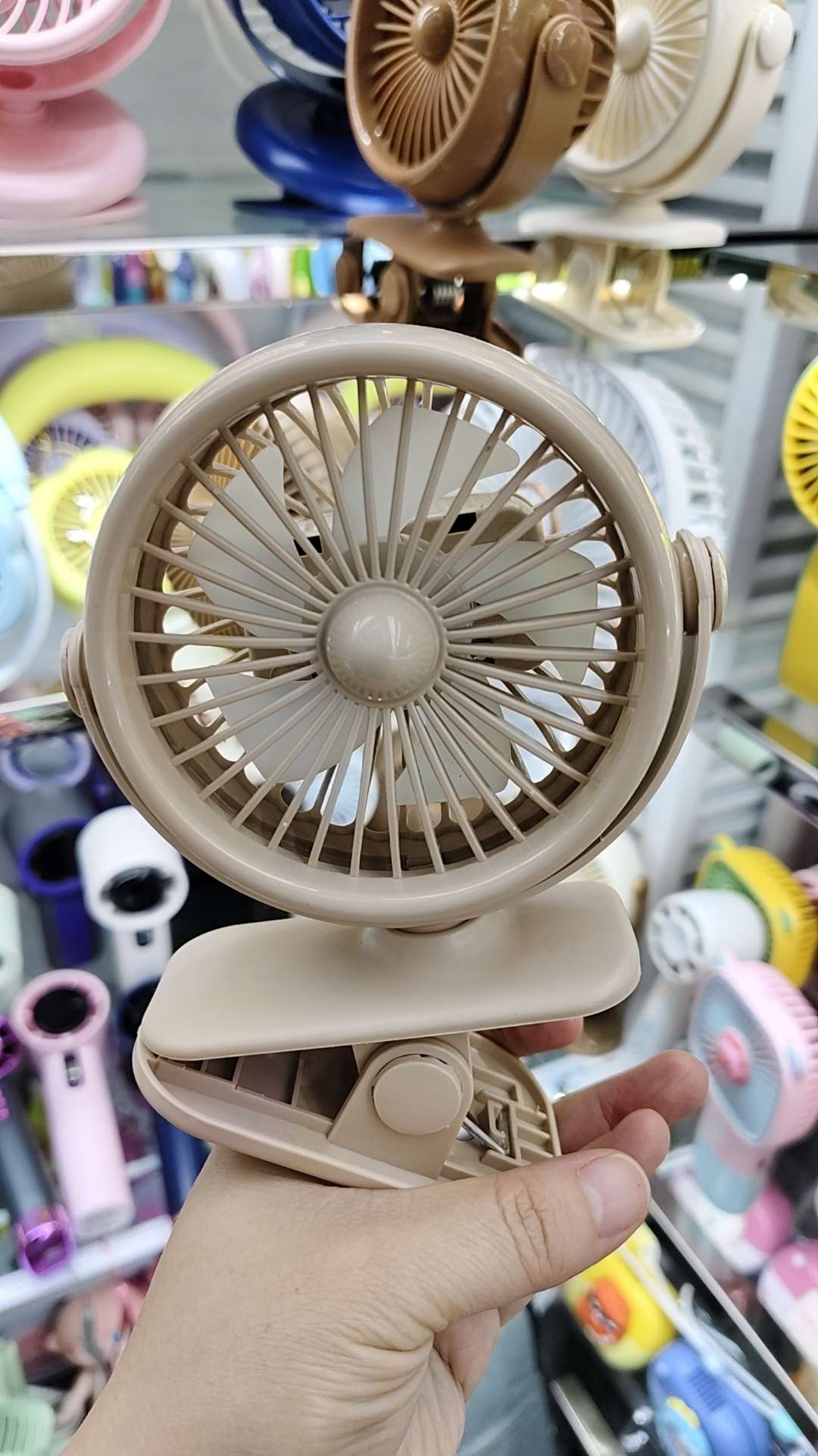 新型夹子风扇桌面风扇手持风扇小风扇风扇折叠风扇细节图