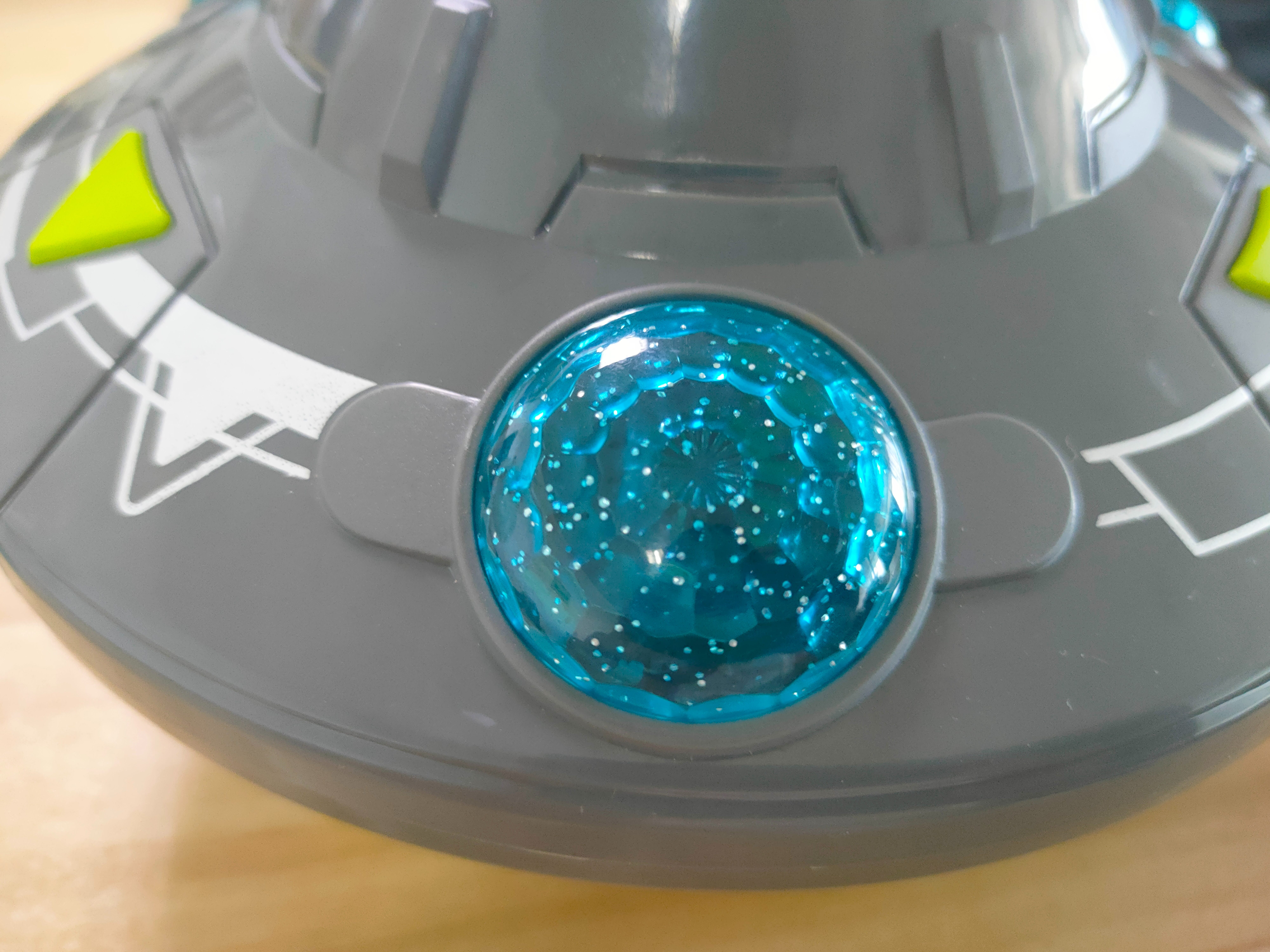 跨境电商新品儿童飞碟泡泡机智能旋转避障火焰炫彩烟花电动泡泡机详情14