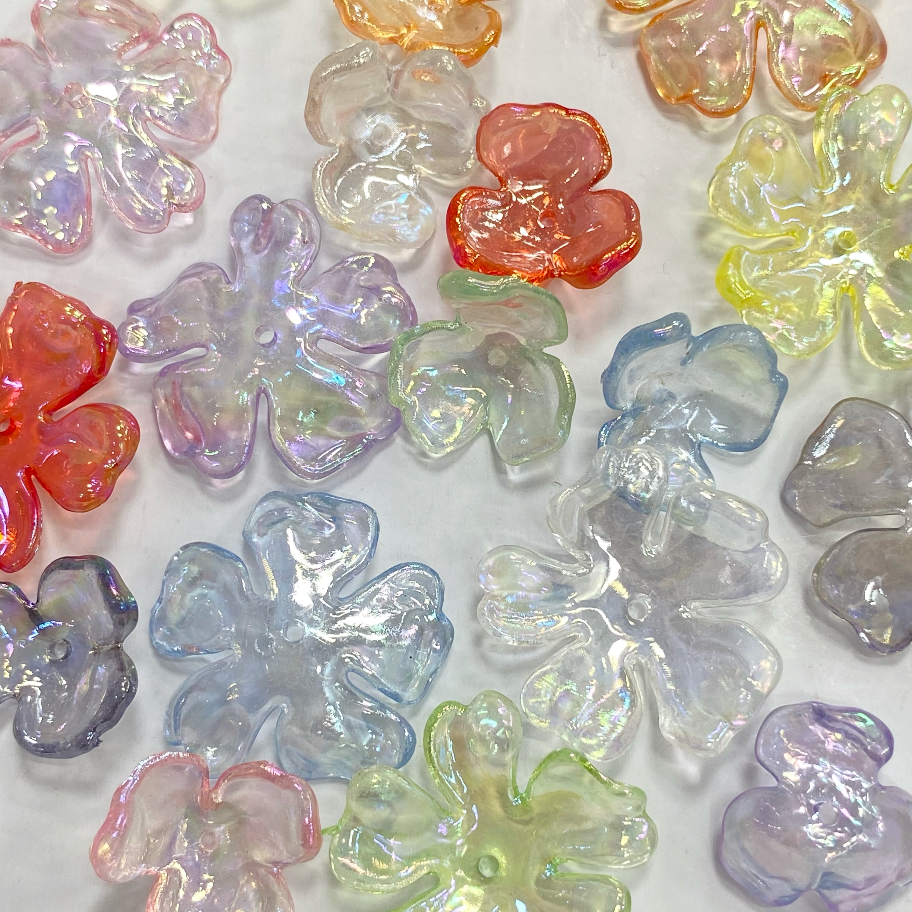 diy acrylic transparent ab flower stand./ Materials for making bracelet pendants, keychains, mobile phone pendants, accessories and ornaments details Picture