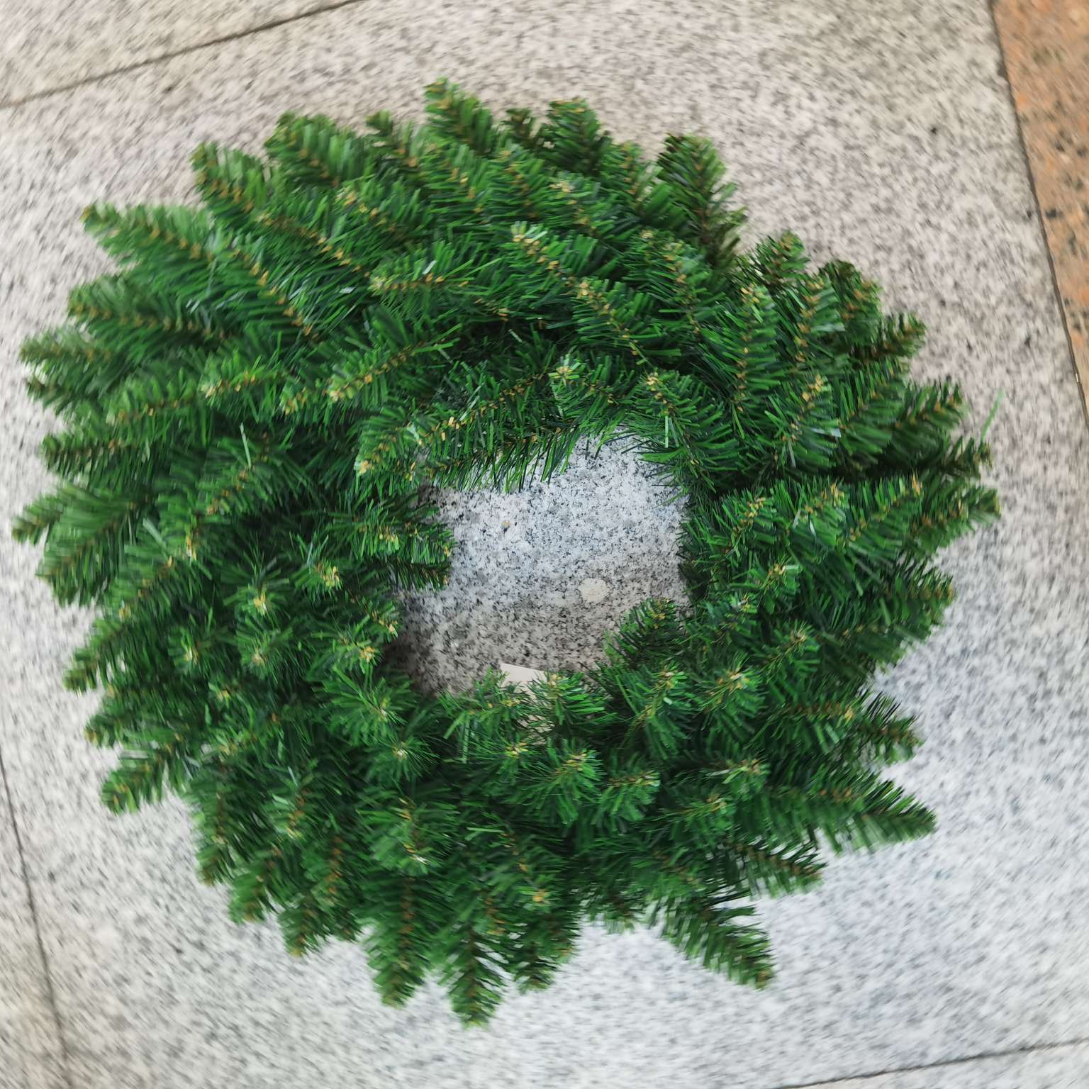 本厂家直销各种规格圣诞树，花环，藤条，PE混合树，松针树，植绒树系列详情图2