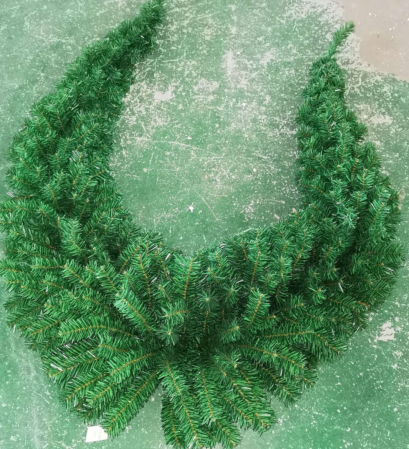 本厂家直销各种规格圣诞树，PE混合树，松针树，雪花树，花环，藤条等等系列细节图