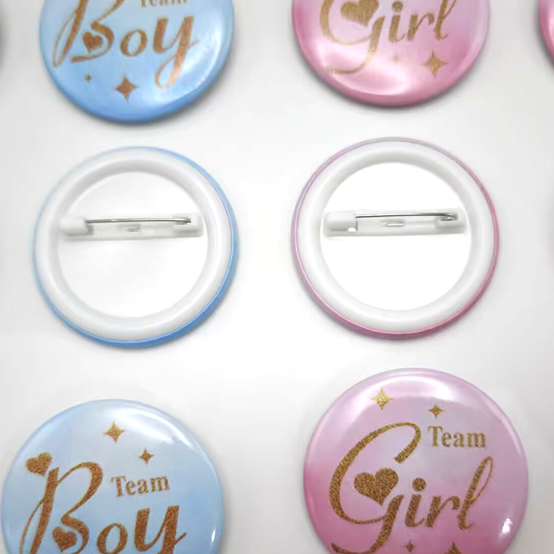 徽章/徽章定做/苏联徽章/金属徽章/锌合金卡通滴油白底实物图