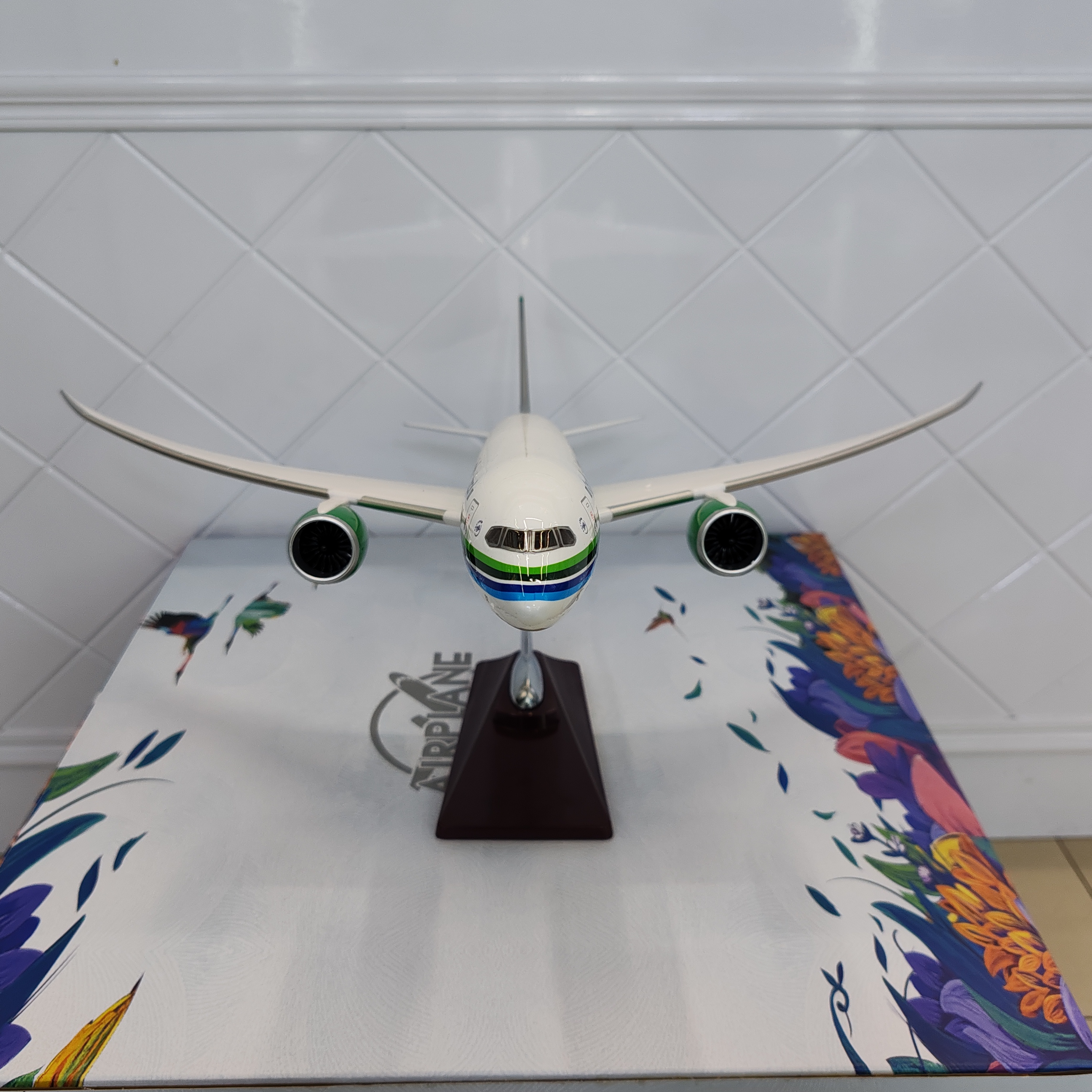 飞机模型（B787-8沙特航空新logo飞机模型）仿真飞机模型 ABS合成工程树脂飞机模型  航空 模型 合金模型详情5