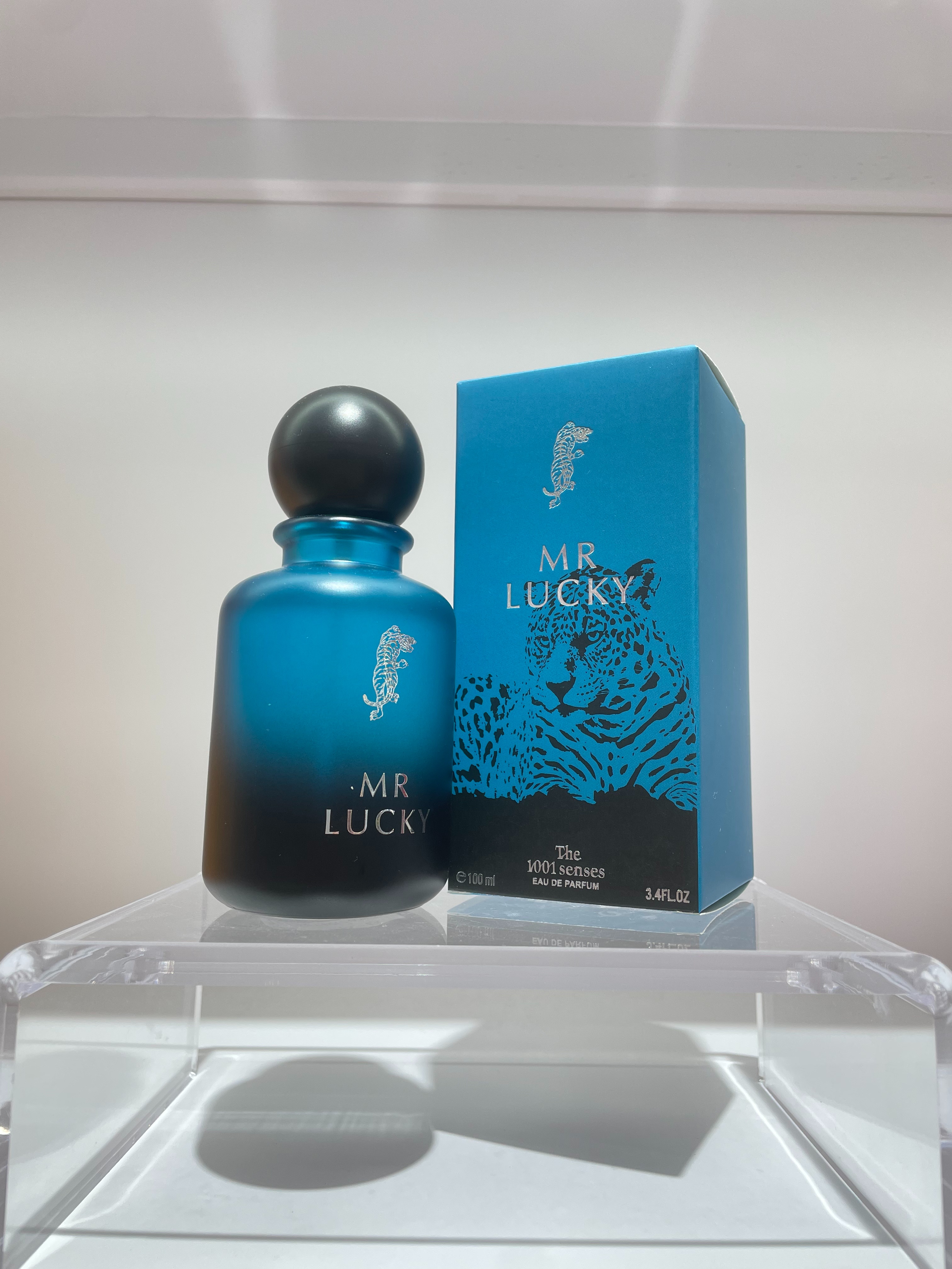 MISS LUCKY, a 100ML cross-border bestseller from the factory, exudes a unique charm without being ostentatious. Perfumes Application Scenario