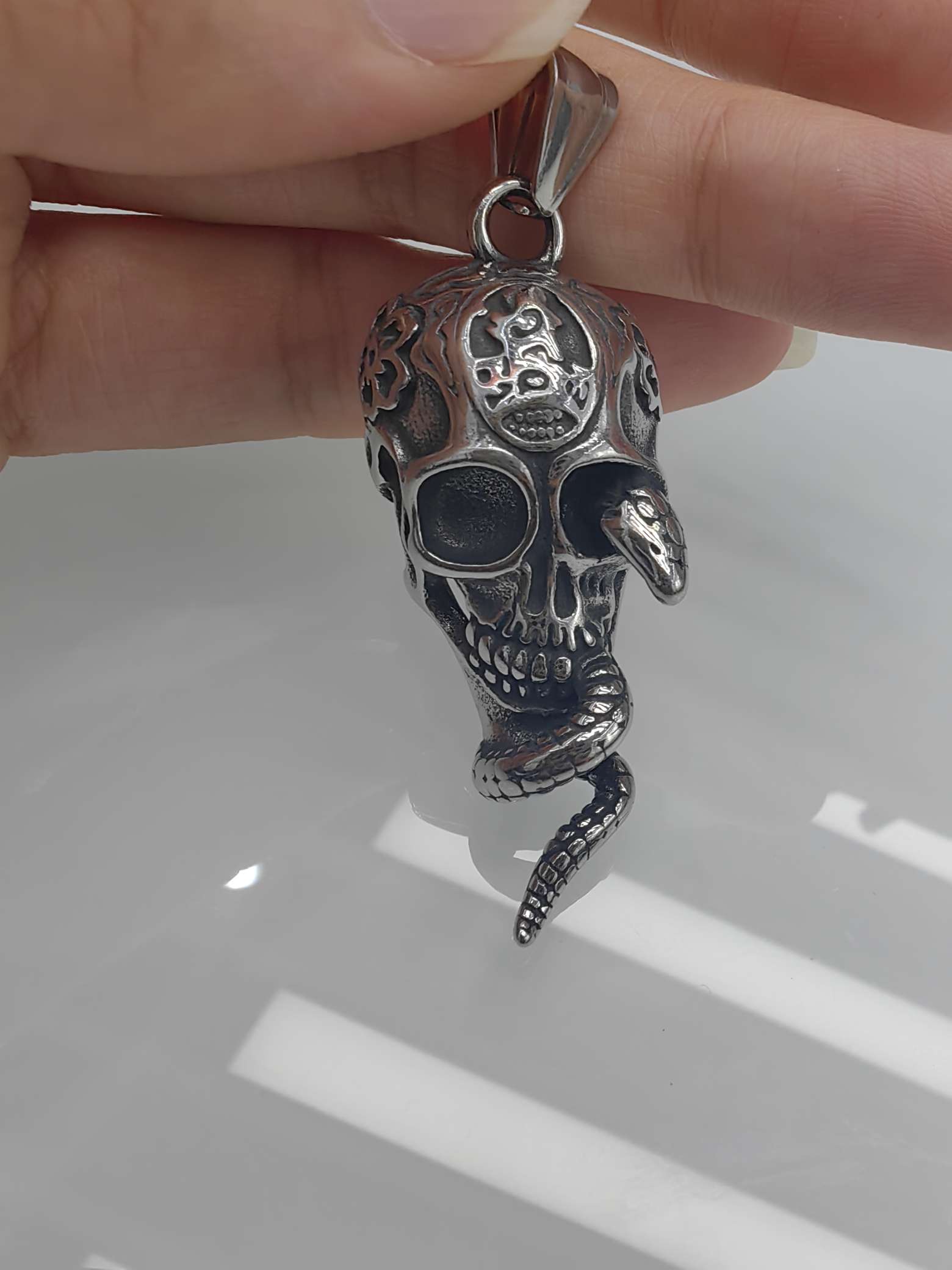 不锈钢欧美潮流暗黑风鬼头灵蛇吊坠吊坠