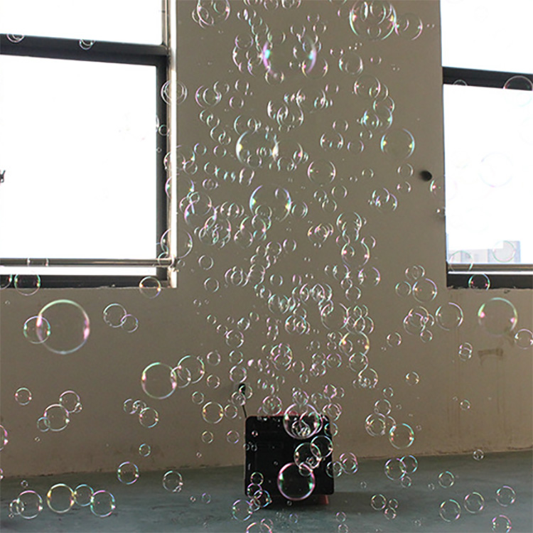 厂家直销婚庆舞台专用泡泡机 全自动氛围特效派对演出庆典婚起泡机遥控电动大型双轮塑料泡泡道具详情8