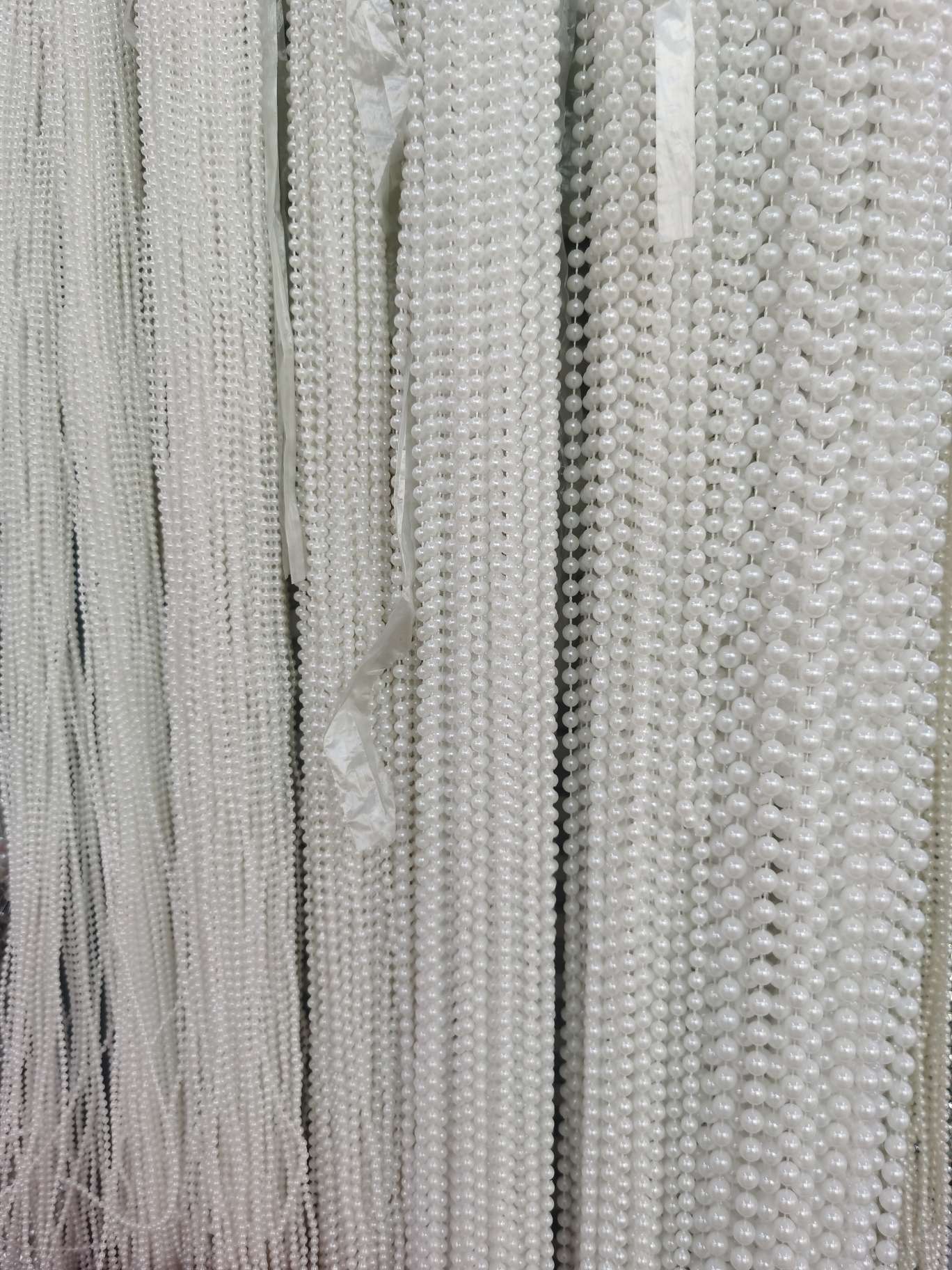 Wedding pearl strings, fixed plastic string beads, diy wedding venue decoration pearl curtain scene arrangement materials, factory direct sales, all sizes and models in stock Specification image