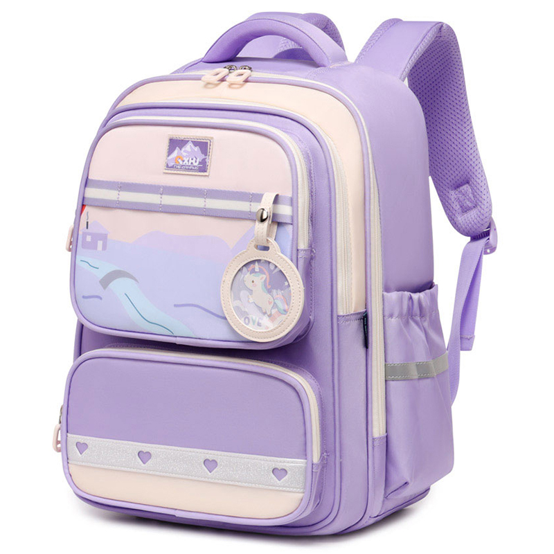 Meifang Bags and Yiding Bag Industry's new schoolbag is a lightweight and lightweight backpack for primary school students in grades 3 to 6 Item Picture