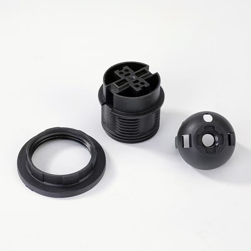 Amazon E27 card-type half-tooth lamp socket home decoration lighting plastic single ring E27 half-tooth lamp head wholesale Application Scenario