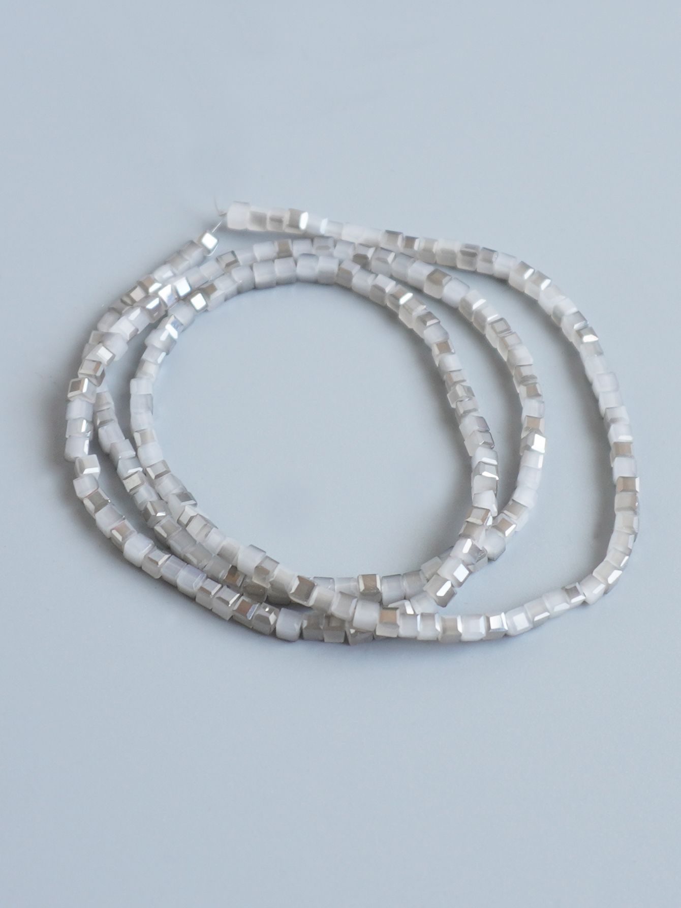 怡玮水晶 国产水晶 玻璃珠 2mm方体-1