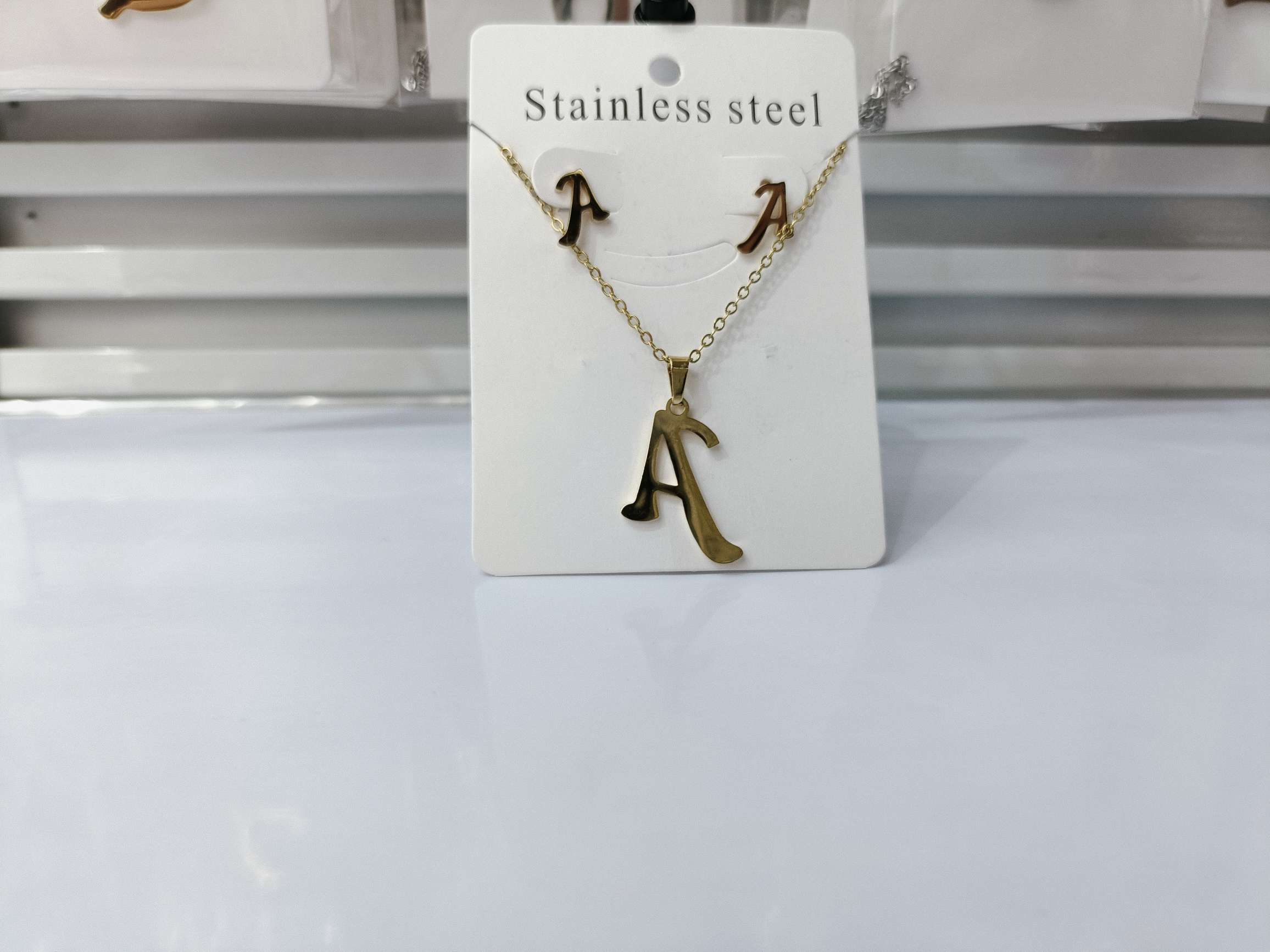 钛钢首饰套装不锈钢饰品项链耳环跨境外贸英文字母不掉色耳钉吊坠项链钛金项链产品图