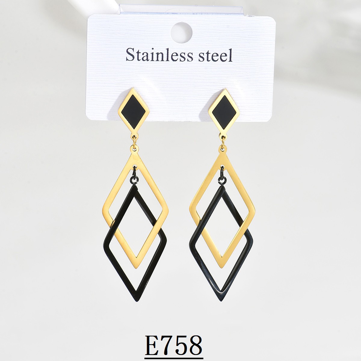 新款韩国气质，简约几何菱形耳环，潮人个性钛钢超美耳环