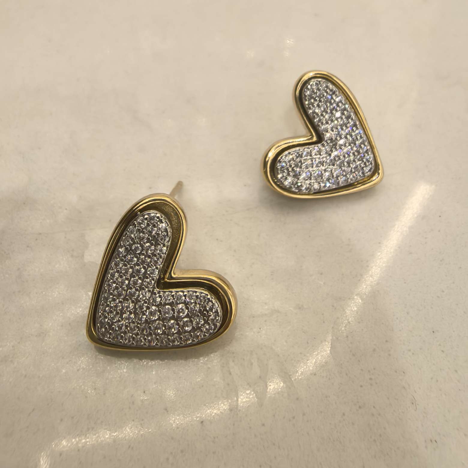 铜镀金 微镶锆石 韩系爱心 耳圈耳钉耳饰 独特设计 简约时尚女士耳环饰品精致耳针饰品 礼物 简约 极简 Ins风 详情图2