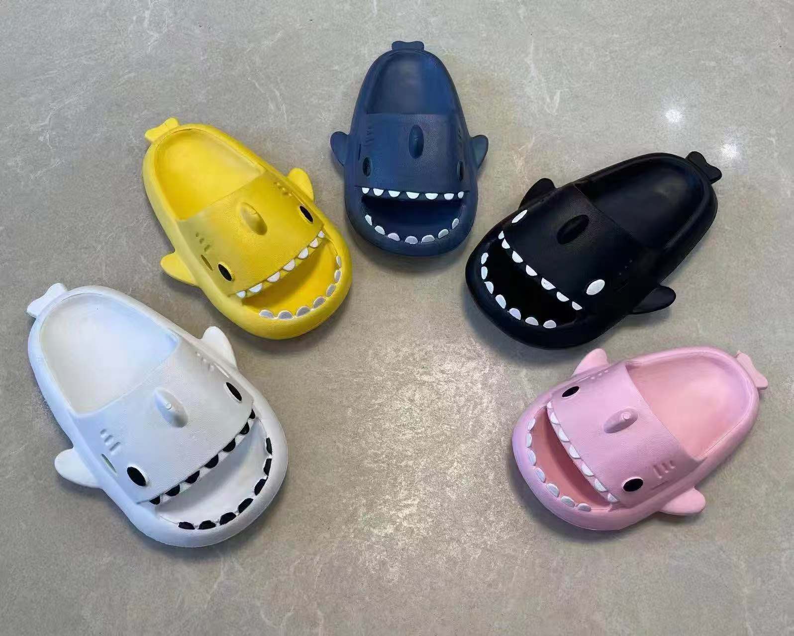 婴儿鞋软底学步鞋防滑透气童鞋亲子鞋宝宝鞋春秋款舒适可爱款式