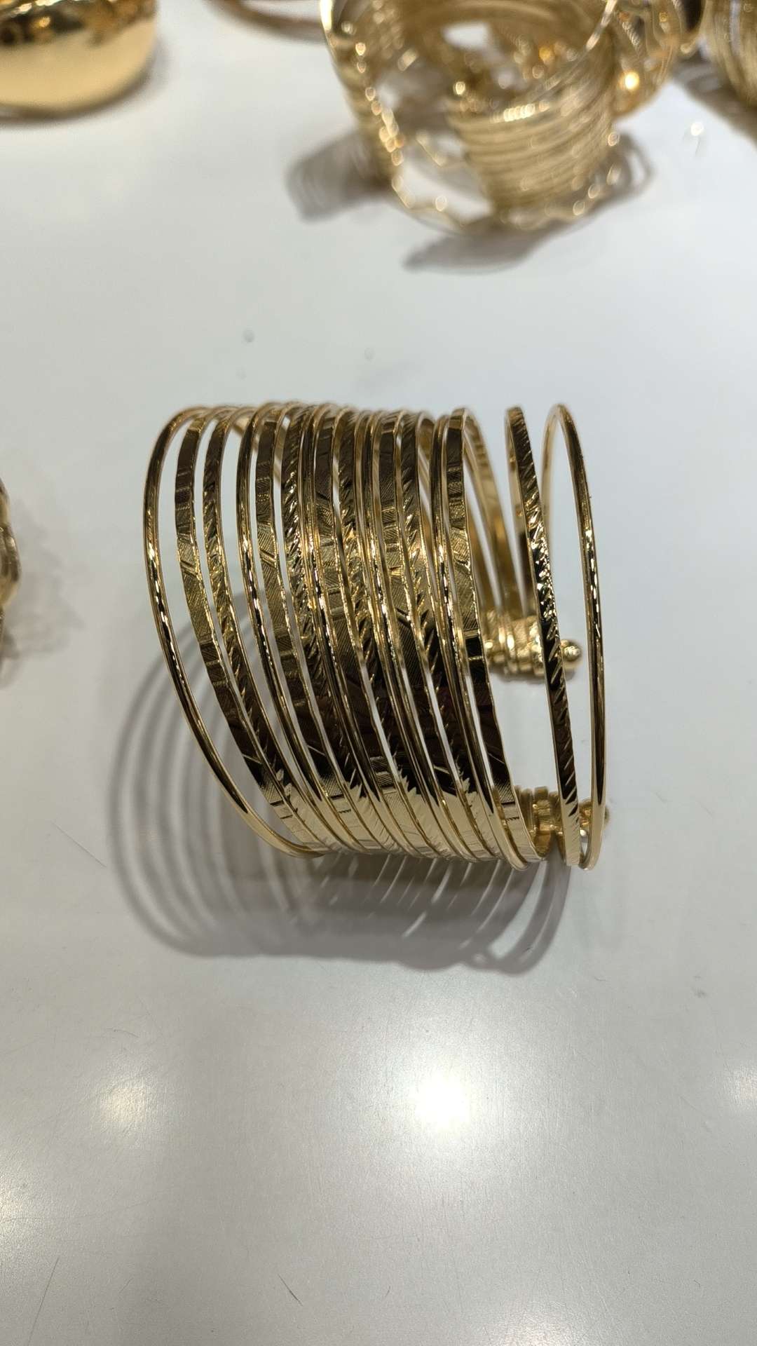 Gold and sand jewelry, fashionable, simple, versatile, personalized and trendy event bracelet