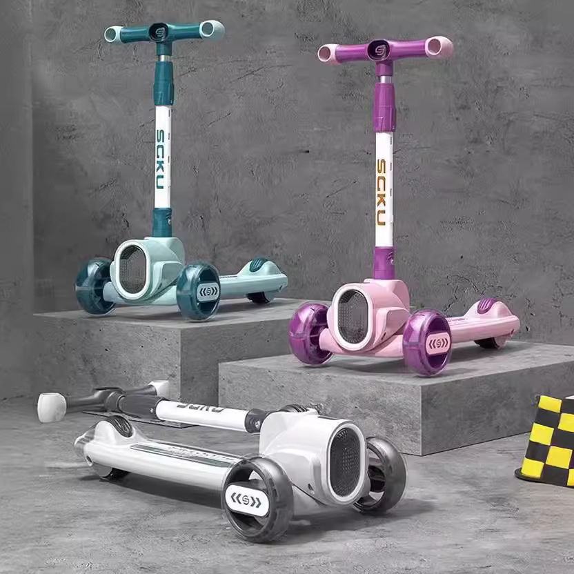 Children's skateboard, 1-3-year-old baby plastic sliding three-in-one paddle board, one-button folding skateboard for children