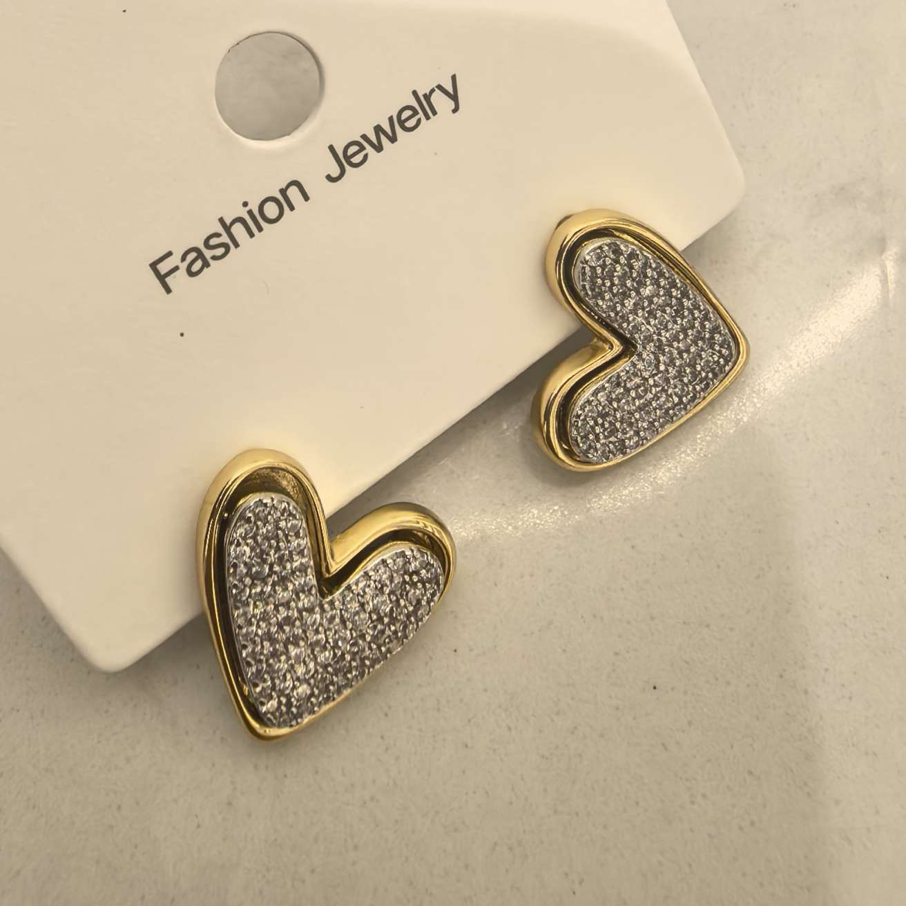 铜镀金 微镶锆石 韩系爱心 耳圈耳钉耳饰 独特设计 简约时尚女士耳环饰品精致耳针饰品 礼物 简约 极简 Ins风 详情图3