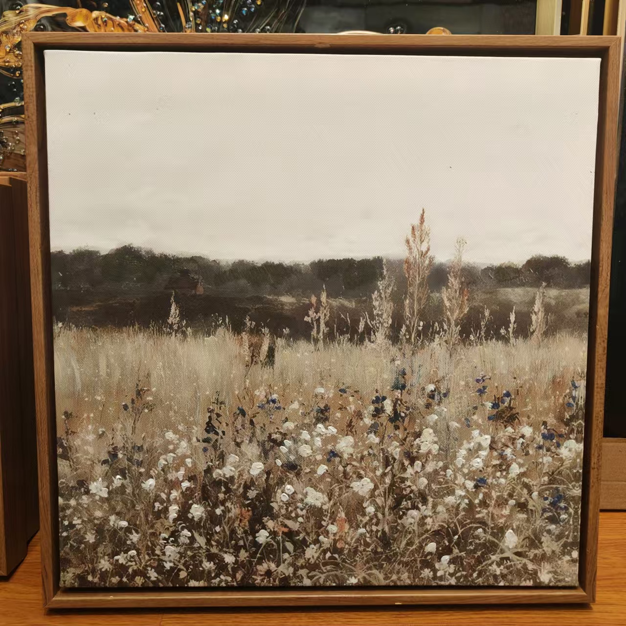 Jiusheng's new wood-grain framed paintings, modern decorative paintings, abstract art oil paintings, abstract art decorative paintings, sofa background wall decorative paintings, living room and dining room oil paintings, hotel and other factory matching paintings, foreign trade supply sources Application Scenario