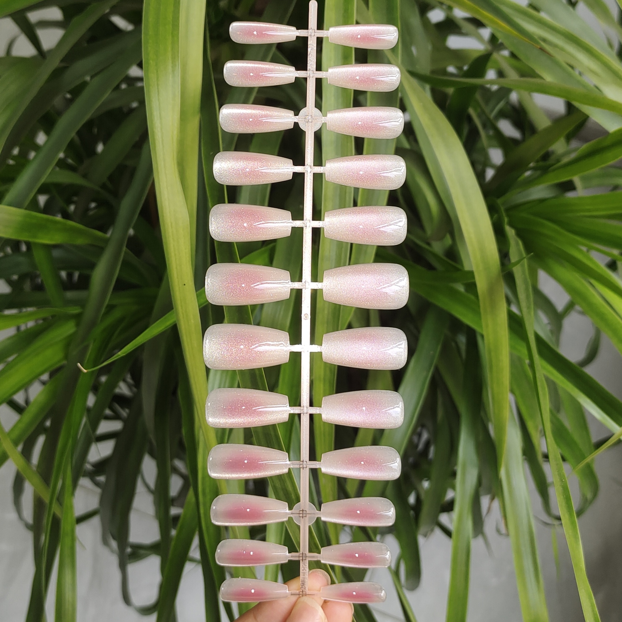 24 PCS PRESS ON NAIL TIPS COFFIN SHAPE ORANGE PINK POWDER BLUSHER PATTERN WITH CAT EYE STYLE full figure