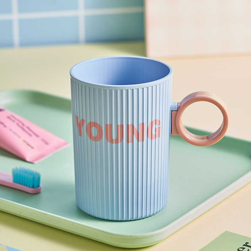 M80-8811 color-blocking mouthwash Cup, Colorful Toothbrush Cup, Children's couple, parent-child striped household mouthwash cup, back-to-school season Specification image