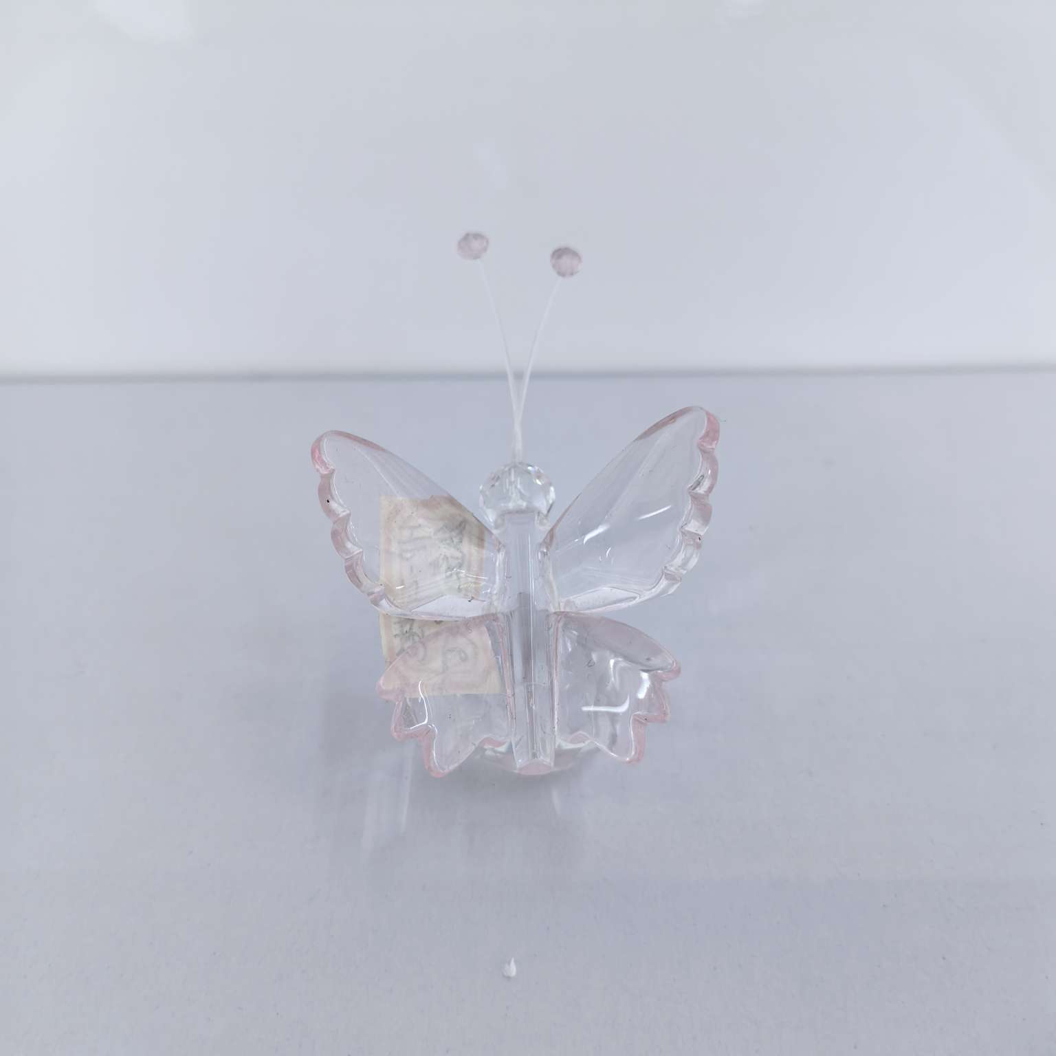 水晶工艺品粉色水晶蝴蝶摆件礼品家居装饰创意桌面摆件白底实物图