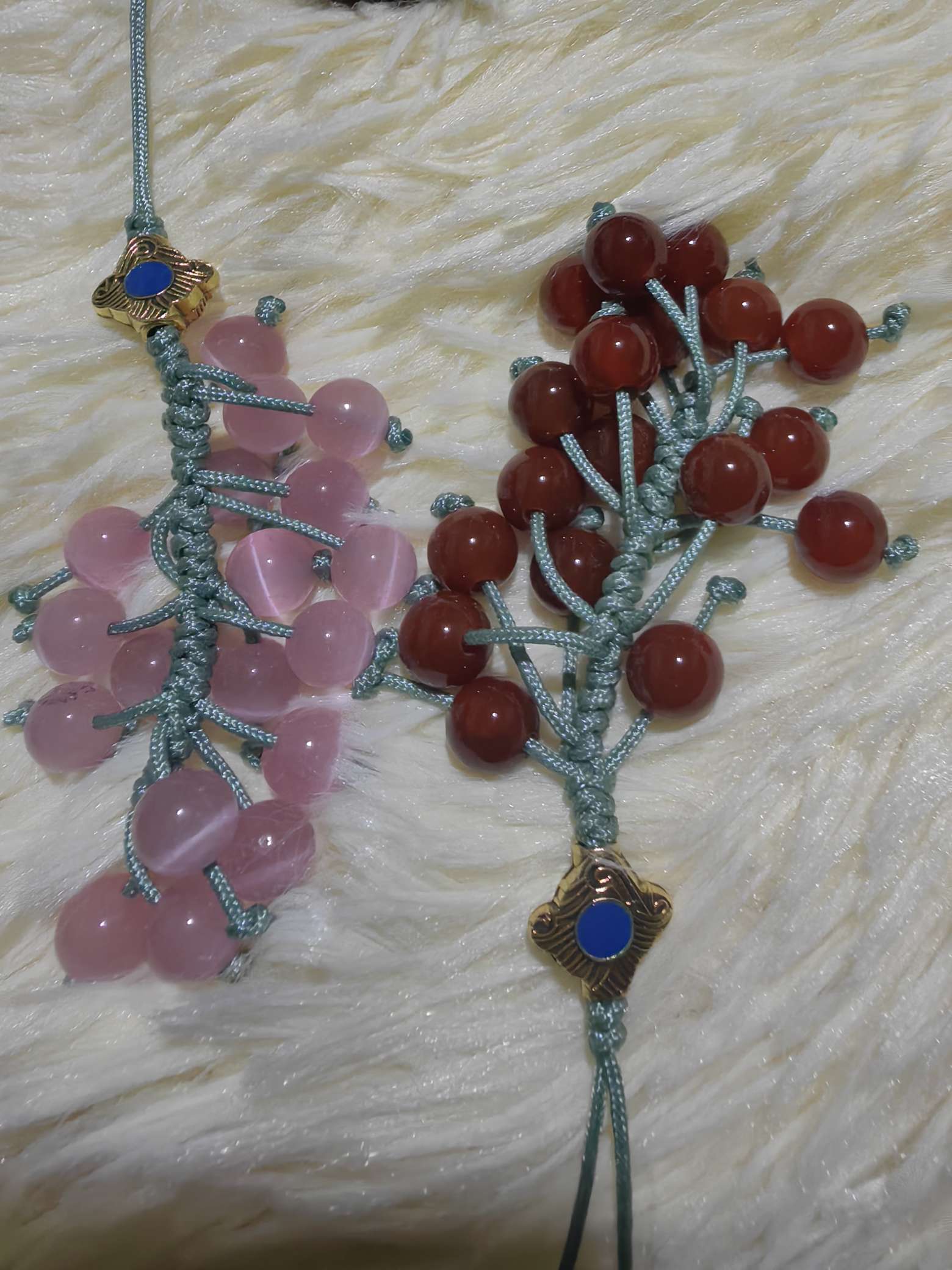 Red agate grape phone chain, pink cat's eye grape phone chain, with multiple functions for hanging Specification image