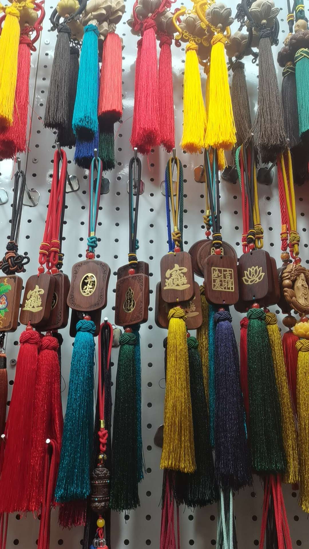 创意扩展标题：

简约风格饰品挂饰 个性家居装饰其他挂饰挂件成品 创意设计点缀空间详情图5