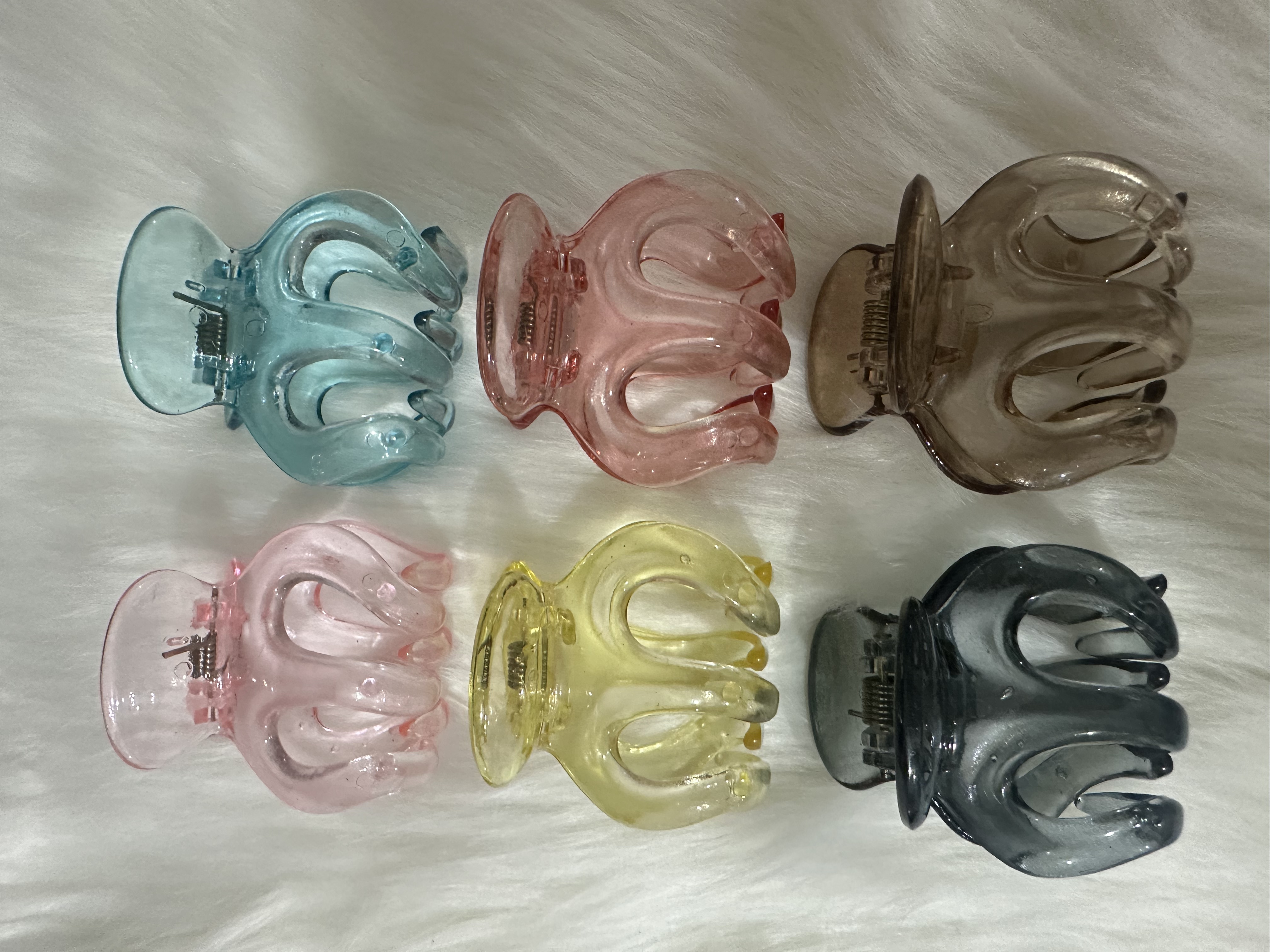Acrylic children's hair accessory gripper, fashionable and simple, cute design, stable hair accessory without damaging hair details Picture