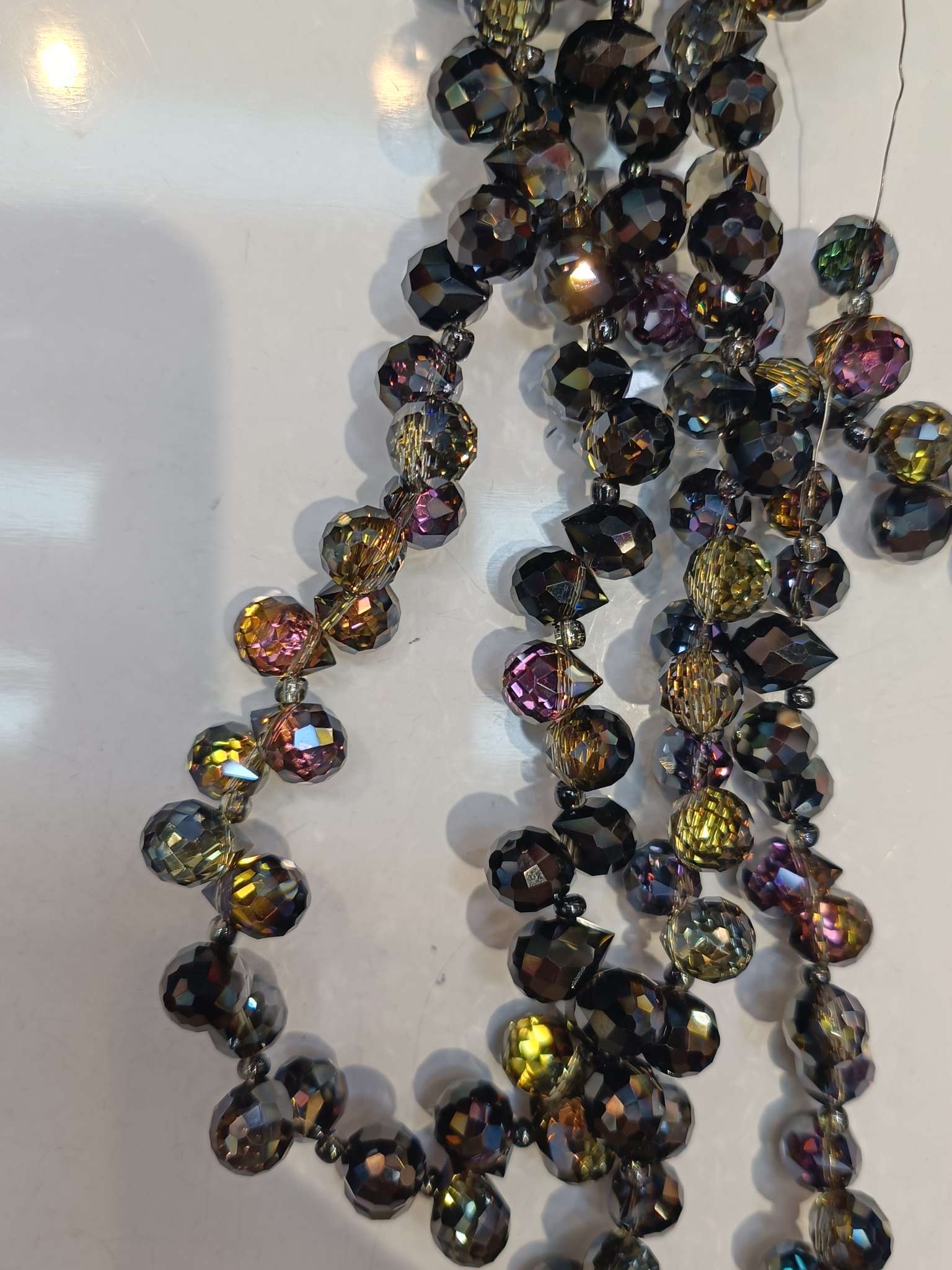 精美饰品配件白底实物图