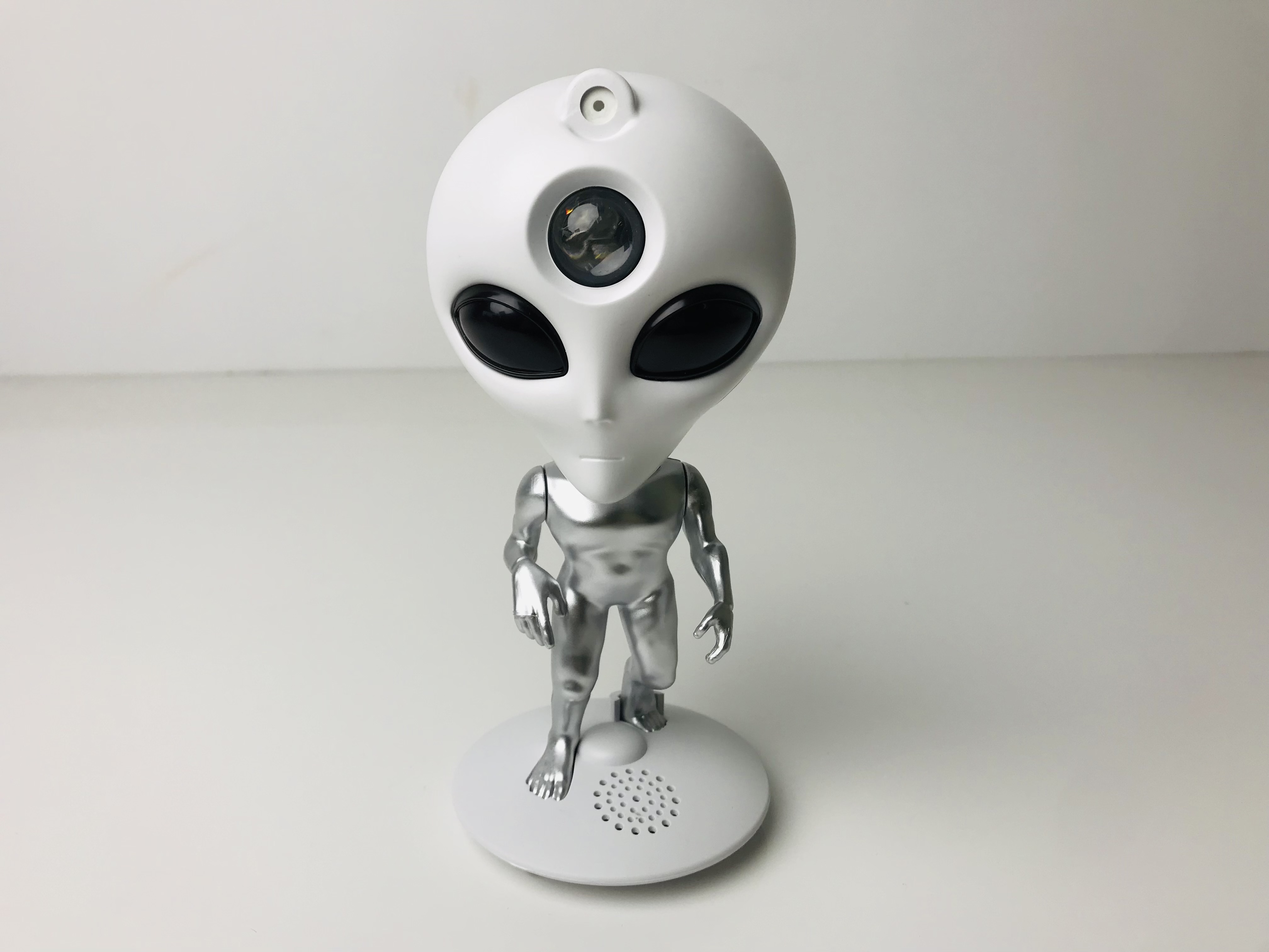 Cross-border hot alien starry sky projection light, Bluetooth white noise speaker, atmosphere light, laser star night light projector birthday gift present night light factory wholesale Specification drawing