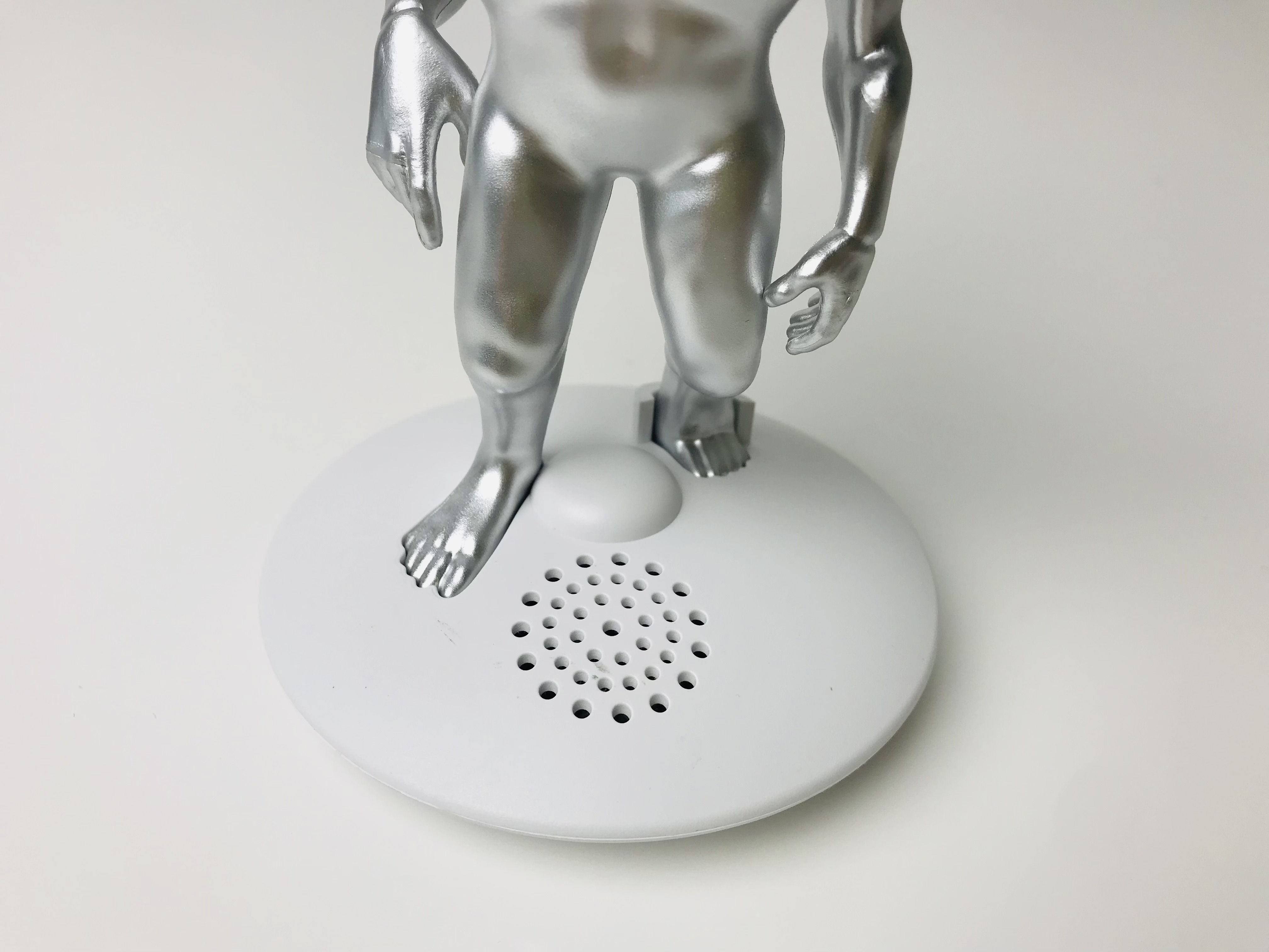 Cross-border hot alien starry sky projection light, Bluetooth white noise speaker, atmosphere light, laser star night light projector birthday gift present night light factory wholesale Application Scenario