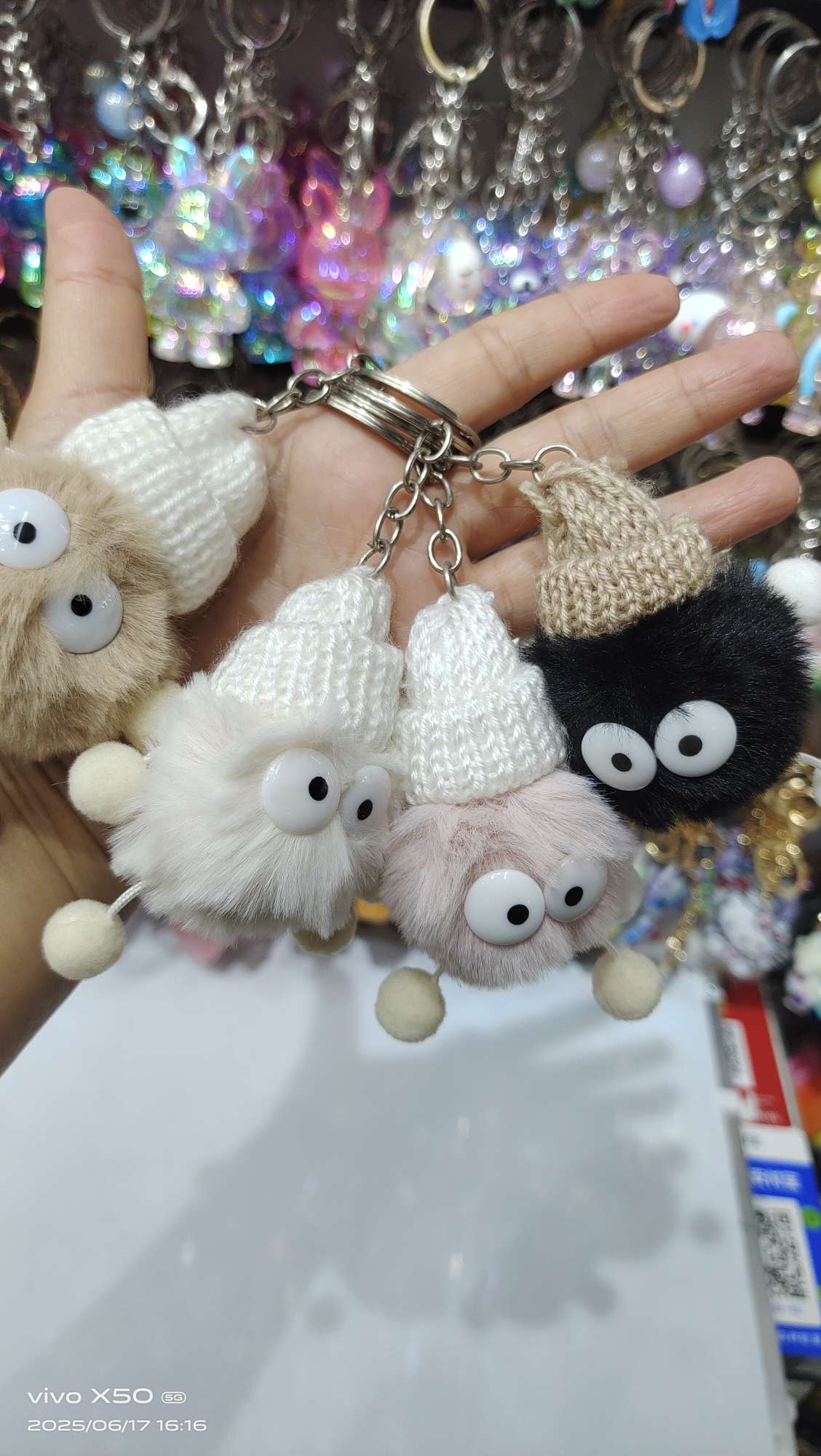 洞洞鞋鞋扣塑料鞋扣透明前鞋垫胶囊鞋带扣时尚鞋配件鞋辅件详情图2