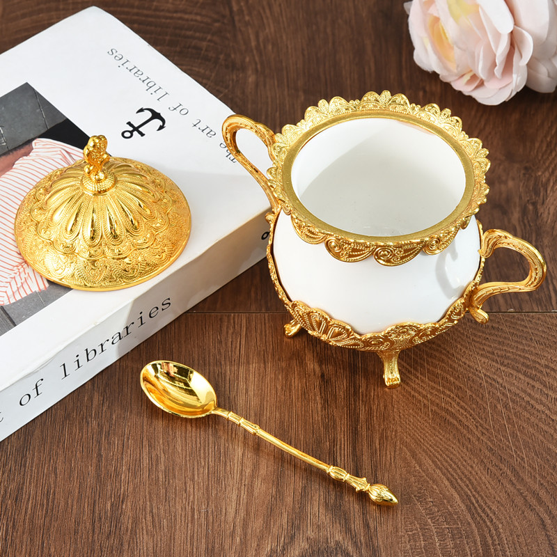 金属工艺品实物图