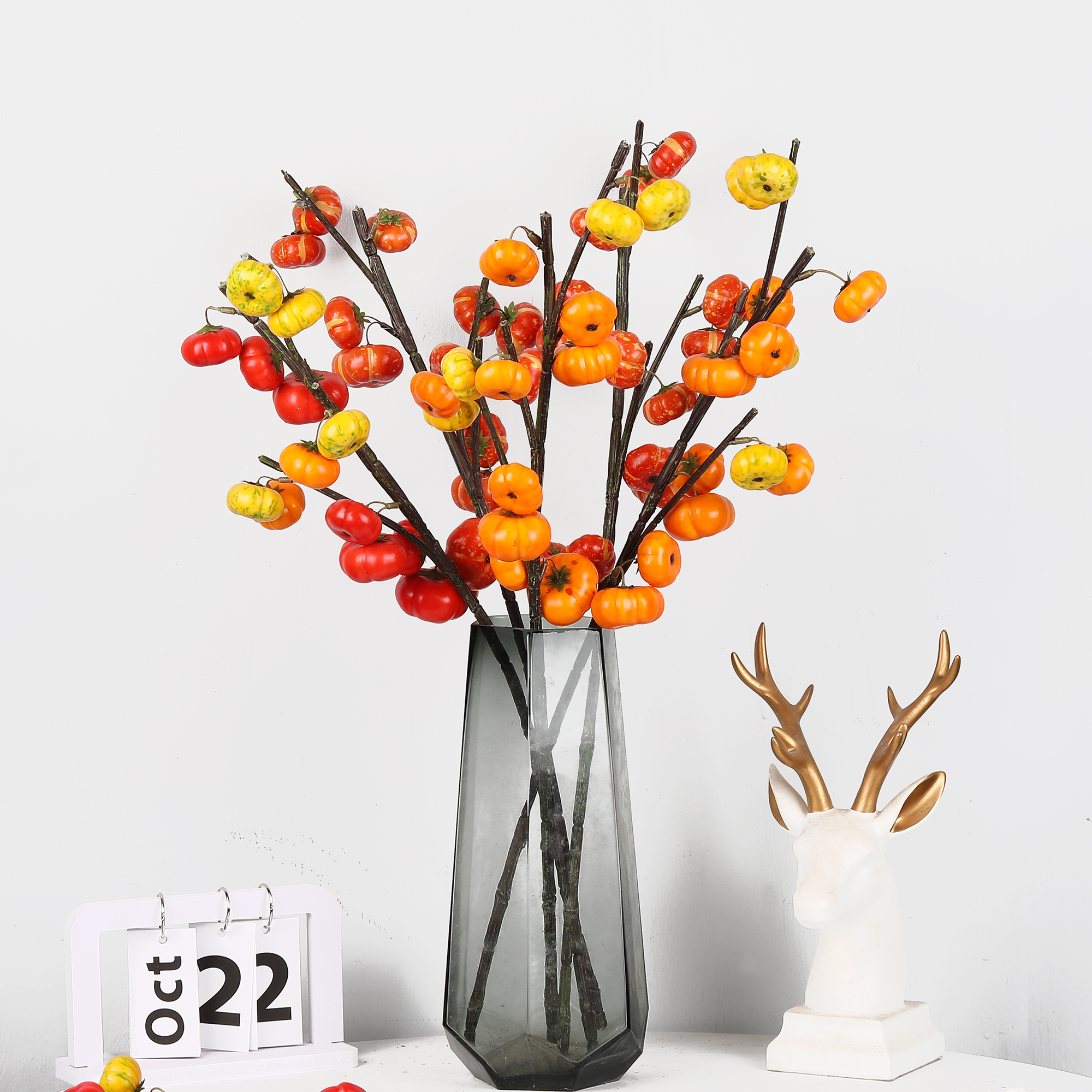 High-end simulated pumpkin fruit harvest festival decorative atmosphere props, simulated berries, housewarming home decoration ornaments, artificial flowers details Picture