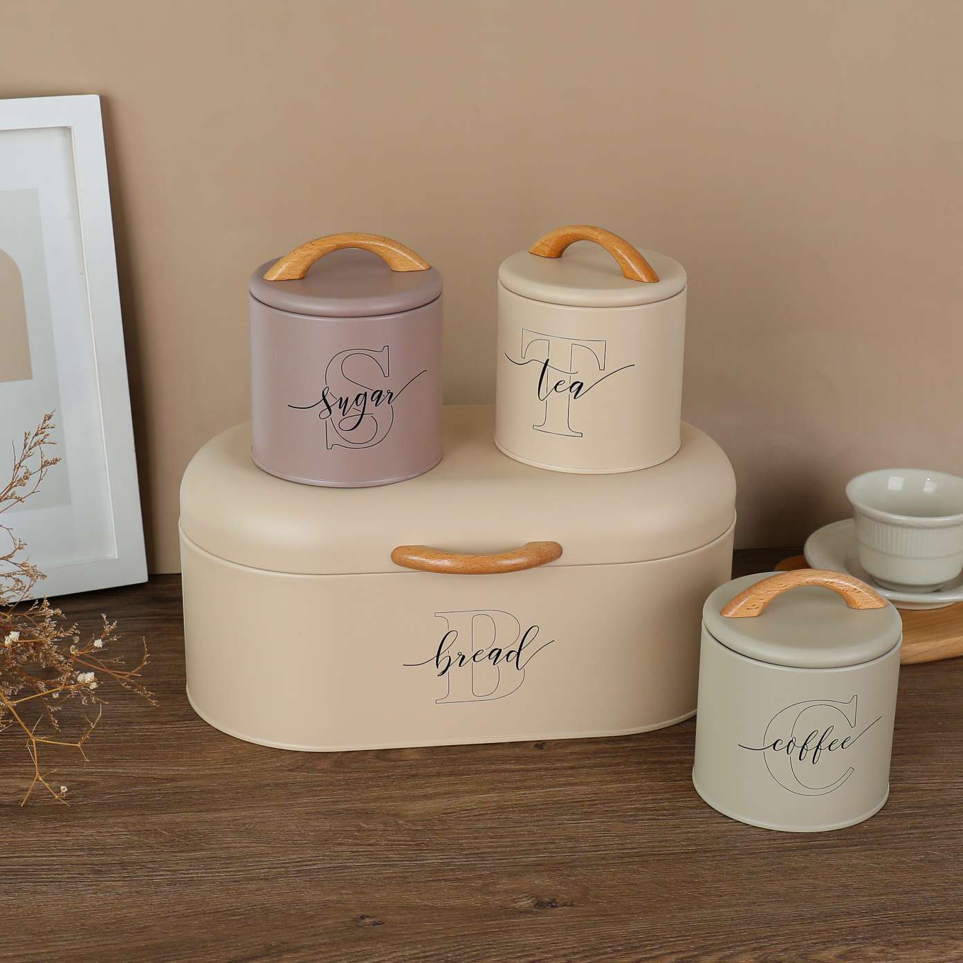 居家日用必备 日用百货实用好物 其他居家日用便捷选择镀锌铁面包盒咖啡罐铁罐茶罐咖啡罐产品图