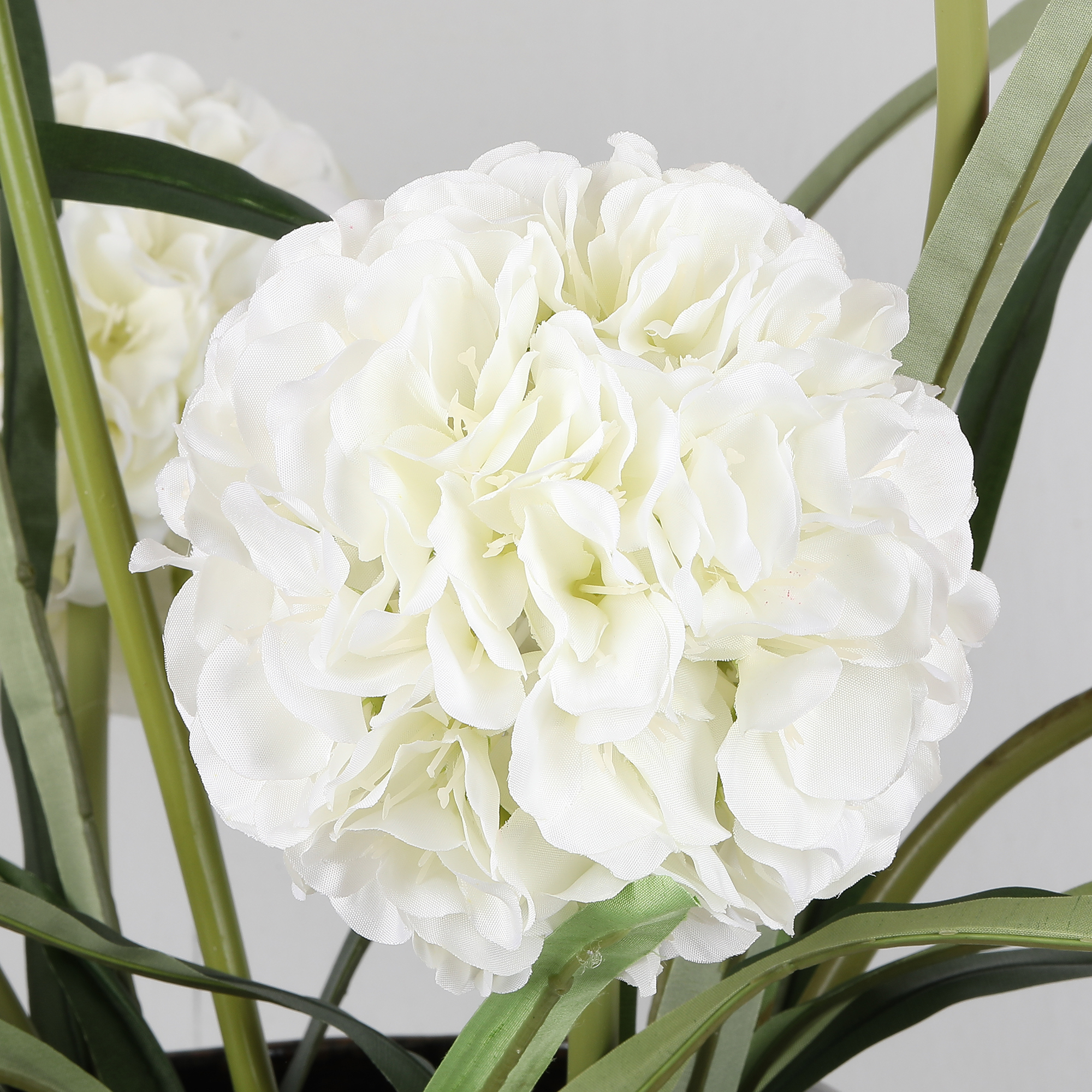 Simulated 2-head snowball flowers, simulated hydrangeas, scallion balls, artificial flowers, silk flowers, home and wedding decoration, artificial flowers wholesale, green plants, simulated flowers details Picture