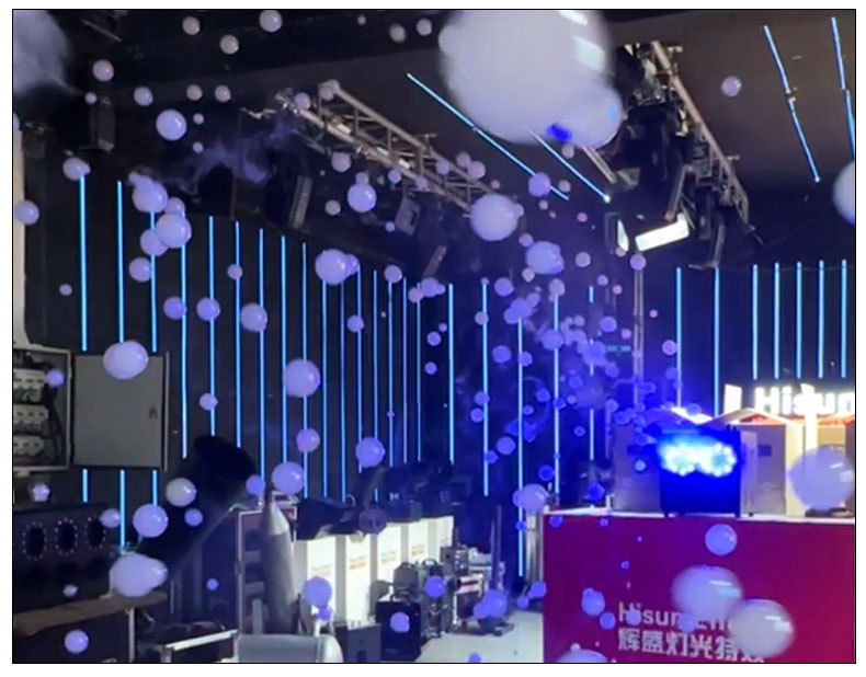 LED舞台四轮烟雾泡泡机 演唱会舞台婚礼专用道具氛围四孔烟泡机DMX遥控RGBW发光酒吧派对活动游乐场水上乐园大型吹泡机详情6