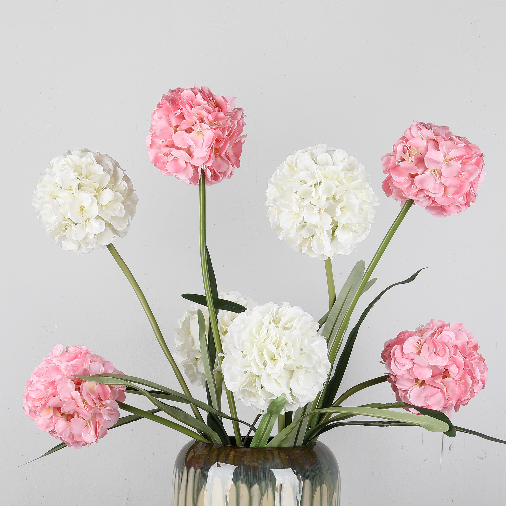 Simulated 2-head snowball flowers, simulated hydrangeas, scallion balls, artificial flowers, silk flowers, home and wedding decoration, artificial flowers wholesale, green plants, simulated flowers